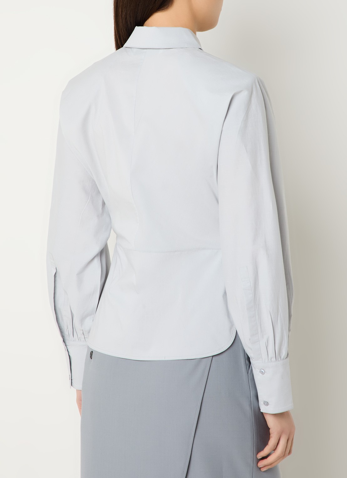 IRO Janine blouse met stretch - achterkant 4 lichtgrijs