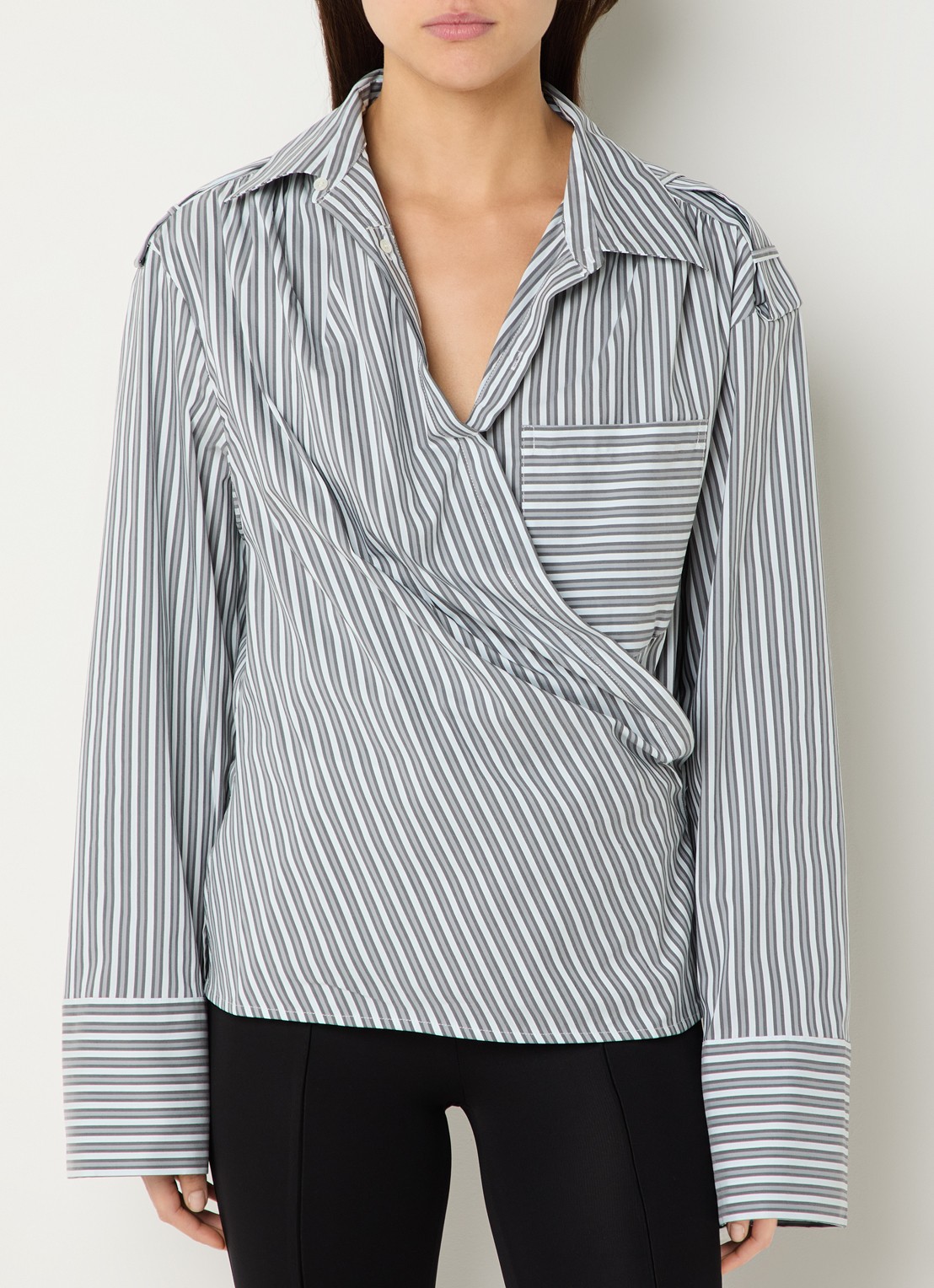 IRO Lace asymmetrische blouse met streepprint - detail 4 grijs