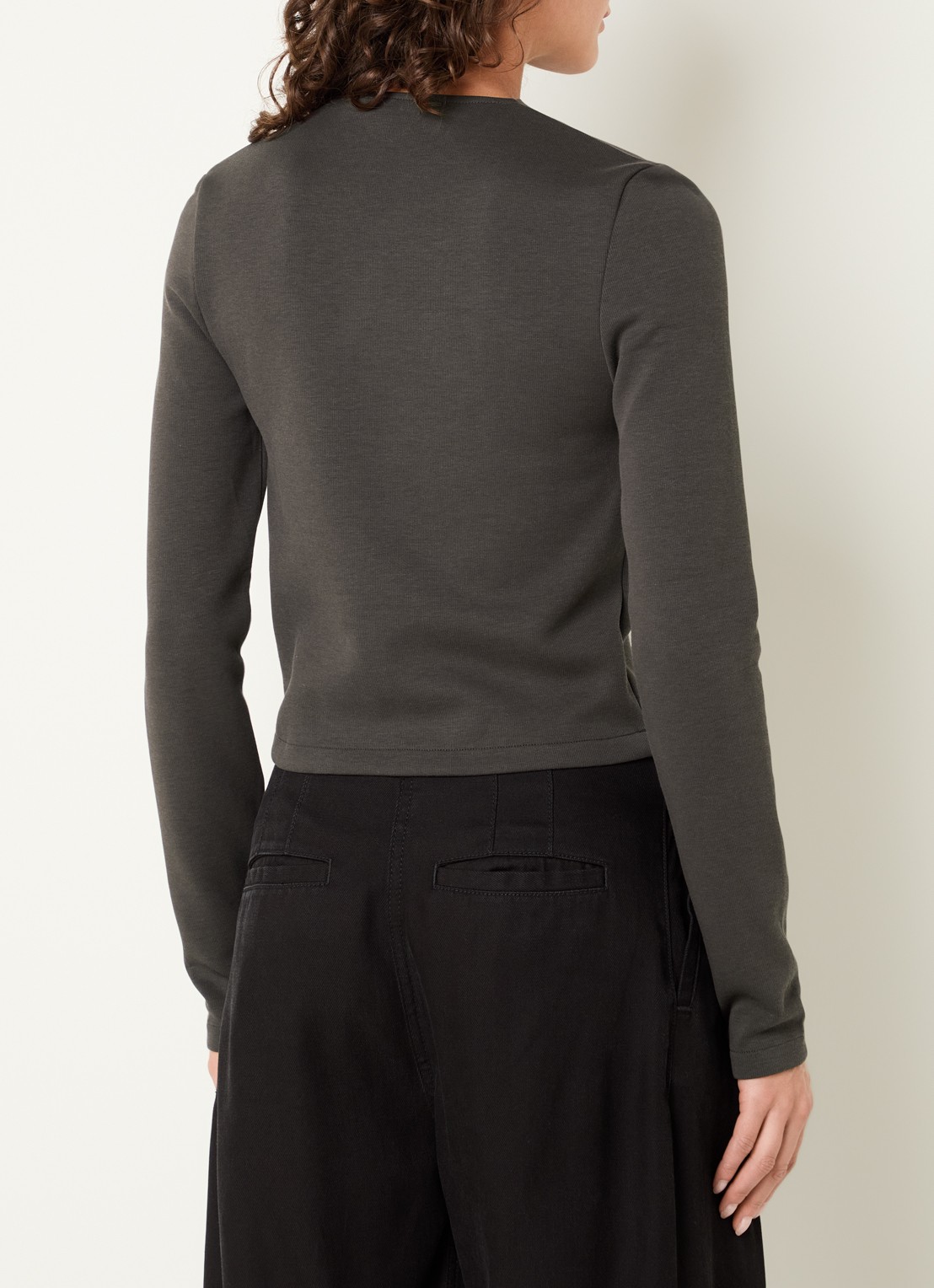 IRO Mala top met asymmetrische hals - achterkant 4 taupe