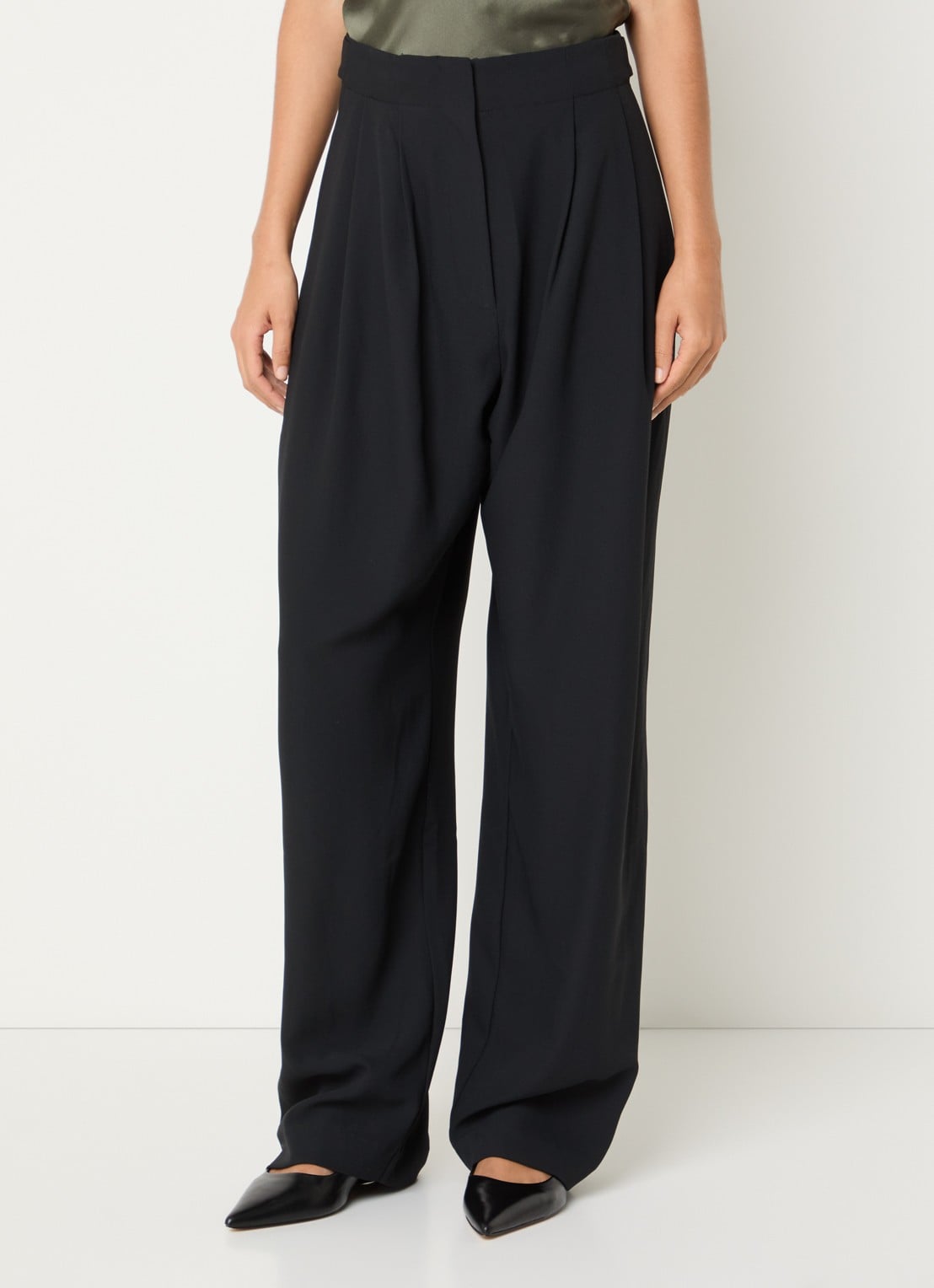 IRO Oakland high waist tapered fit pantalon met plooidetail - detail 3 zwart