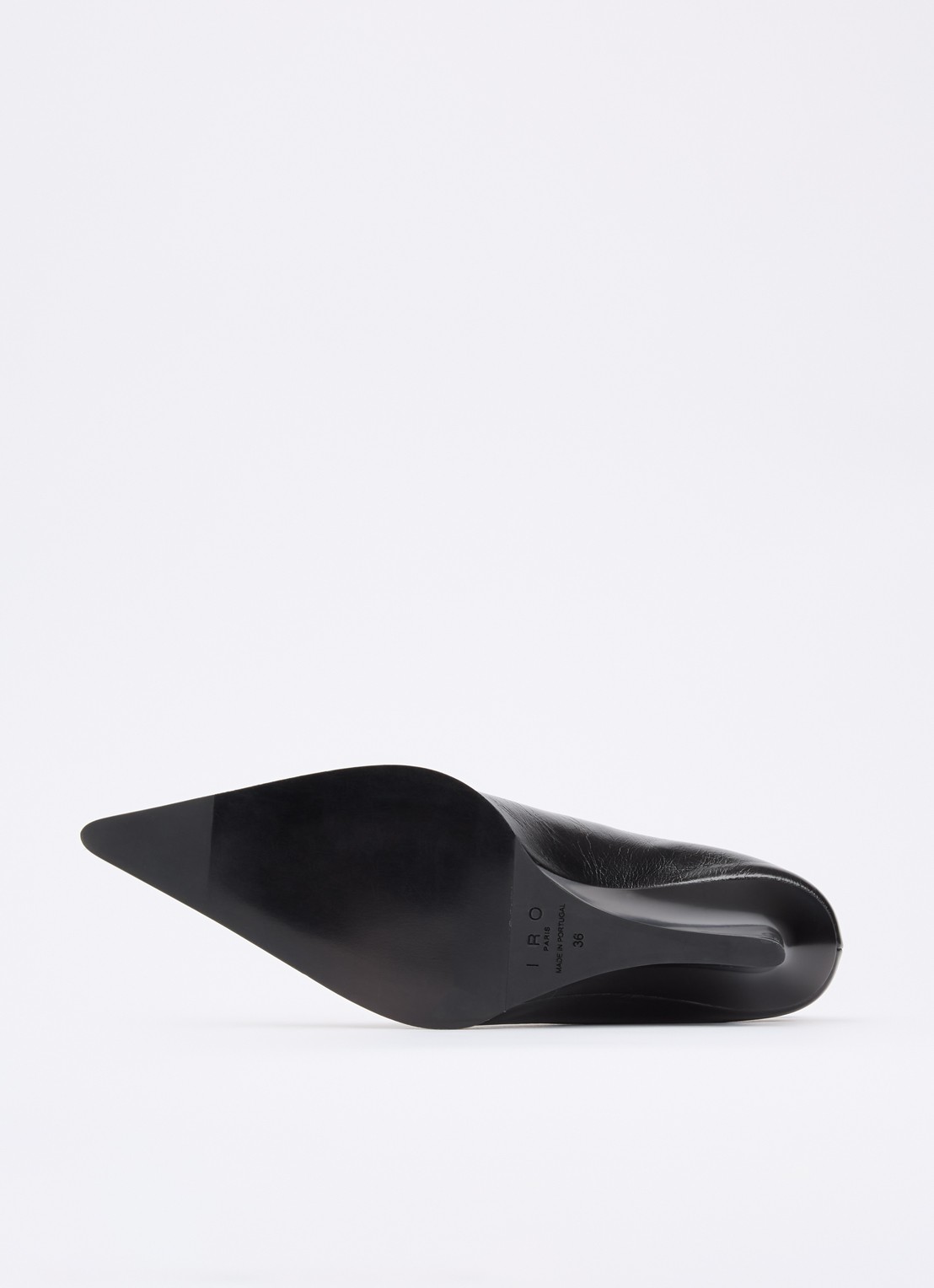 IRO Pump van leer - detail 5 zwart