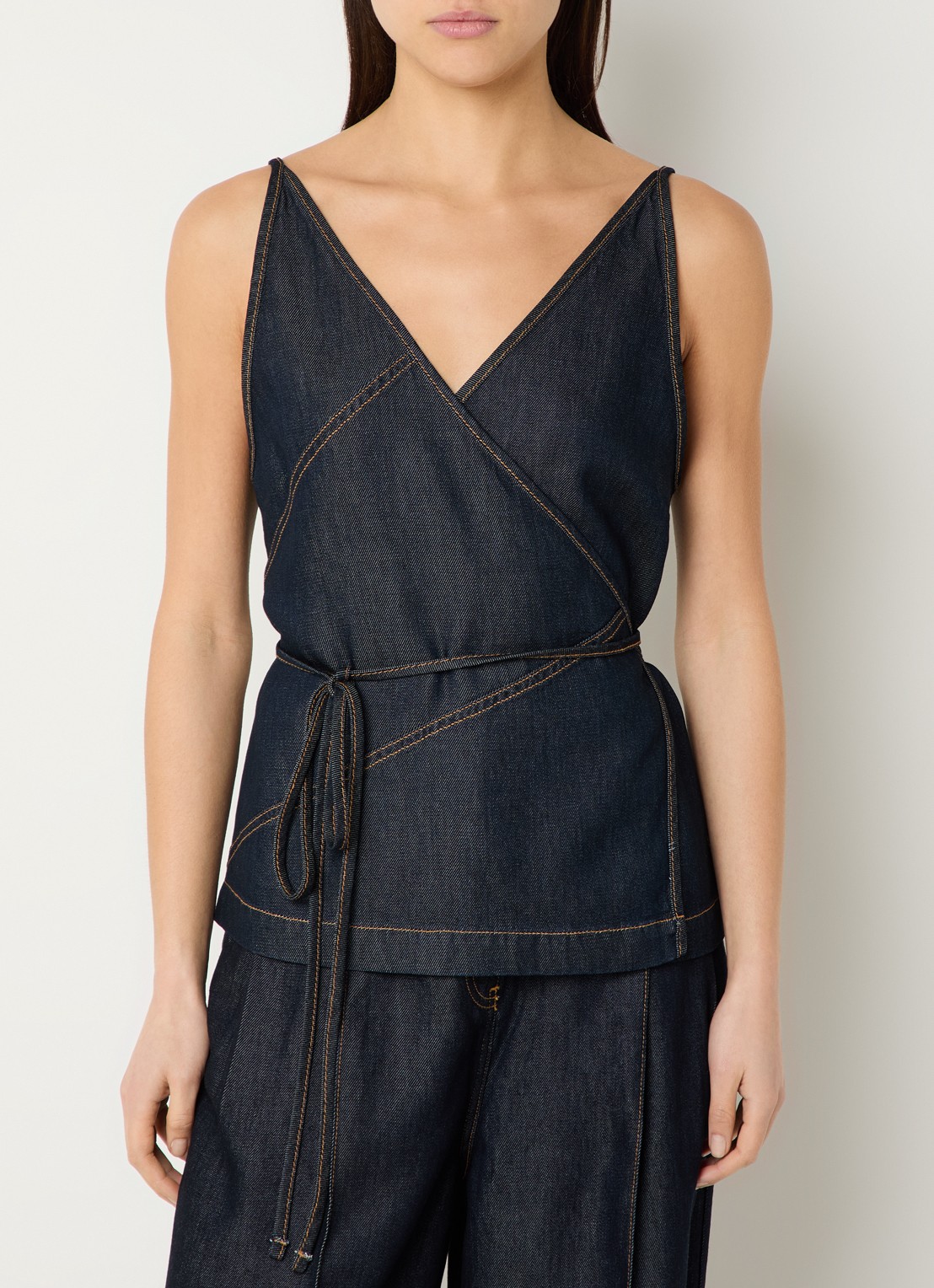 IRO Renata top van chambray met strikceintuur - detail 4 indigo