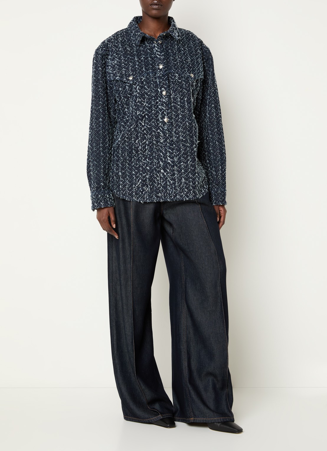 IRO Velini blouse van denim met borstzakken - voorkant 2 donkerblauw