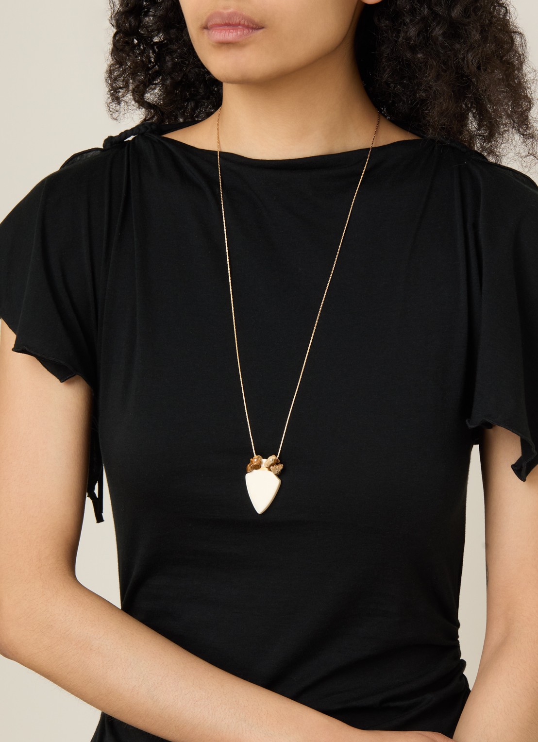 Isabel Marant Anna ketting met hanger - voorkant 2 goud
