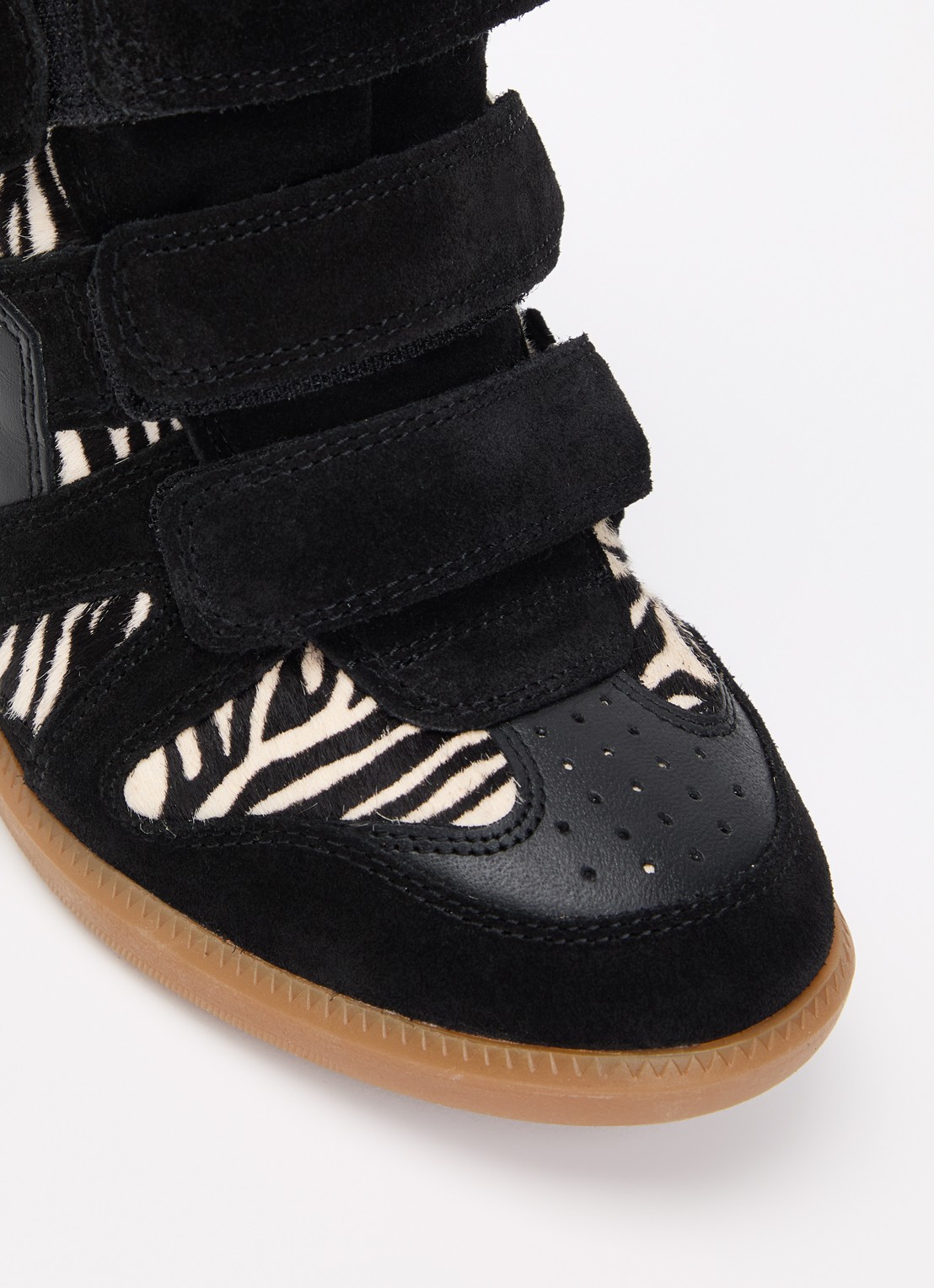Isabel Marant Bekett Ring sneakerwedge van suède met details van ponyhair - detail 3 zwart