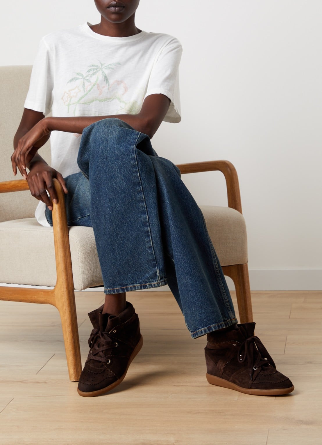 Isabel Marant Bobby sneakerwedge van kalfssuéde  - voorkant 2 chocoladebruin