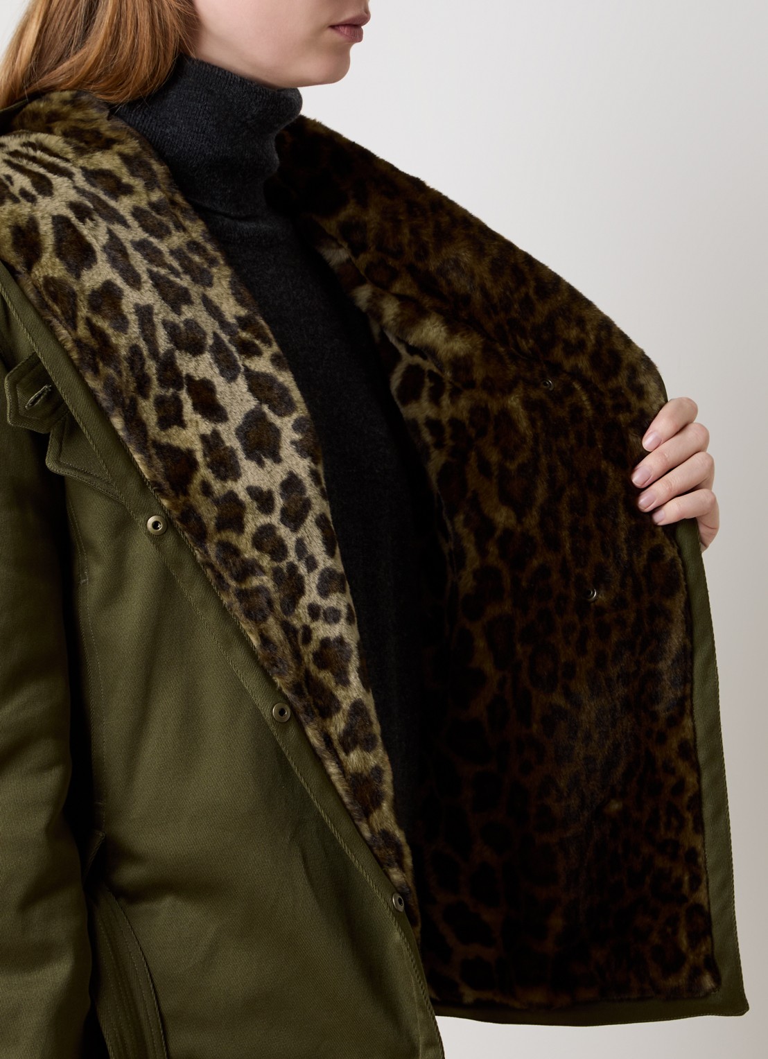 Isabel Marant Jerika jack met capuchon en ceintuur - detail 4 legergroen