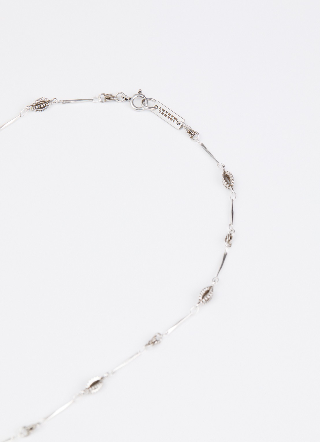 Isabel Marant Joanne ketting met hanger - detail 2 zalmroze