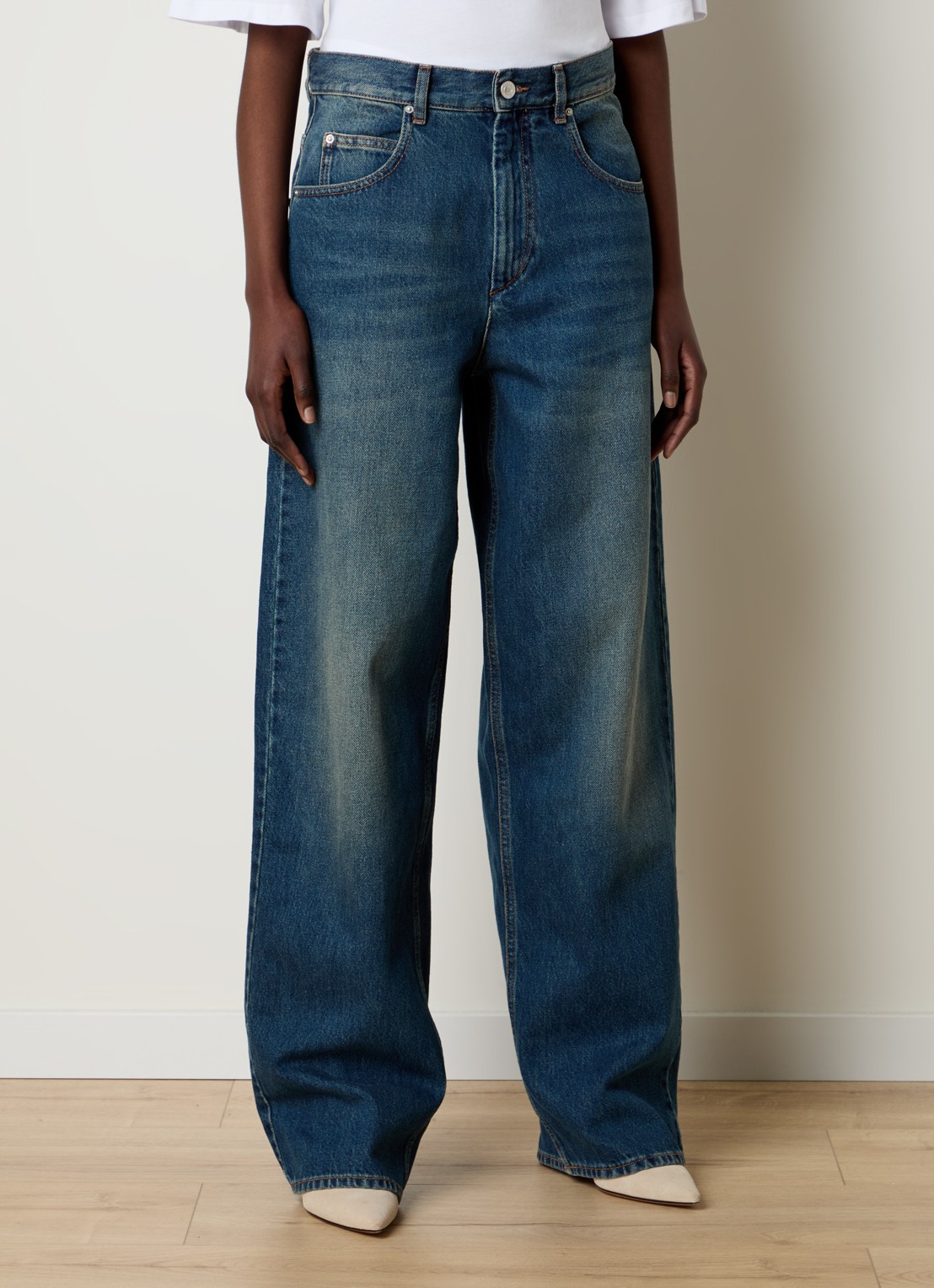 Isabel Marant Joanny high waist wide leg jeans met medium wassing - detail 2 indigo