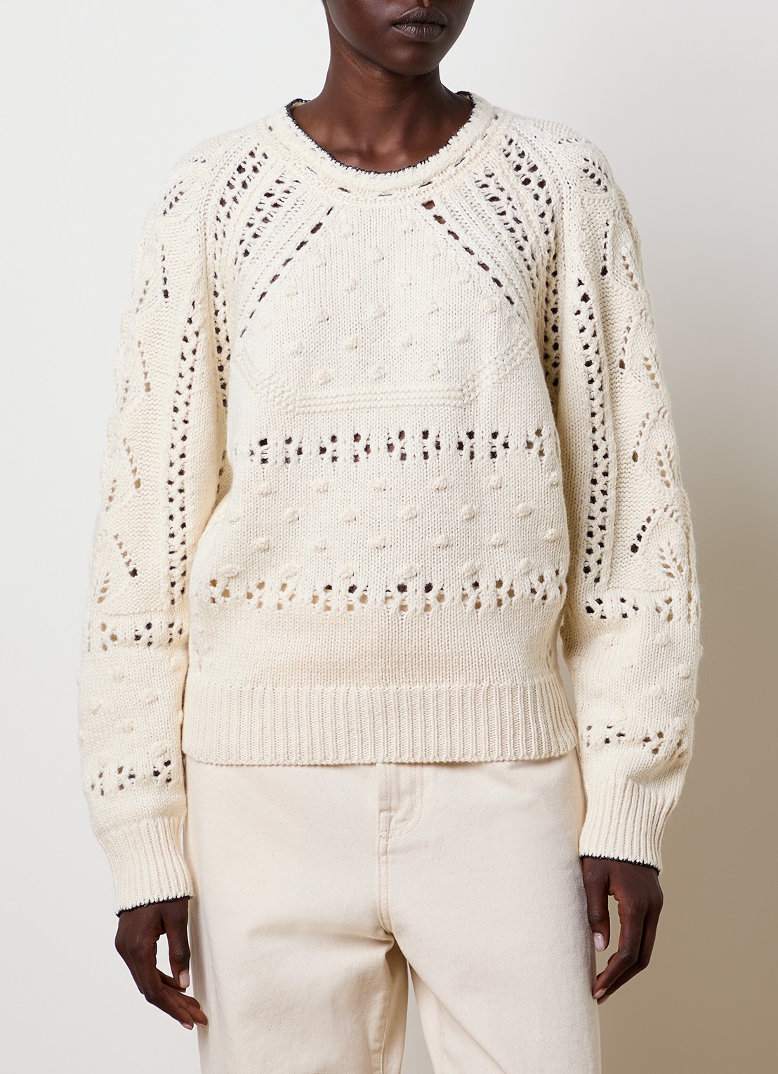 Isabel Marant Luce grofgebreide pullover in merino wolblend met opengewerkt dessin - detail gebroken wit