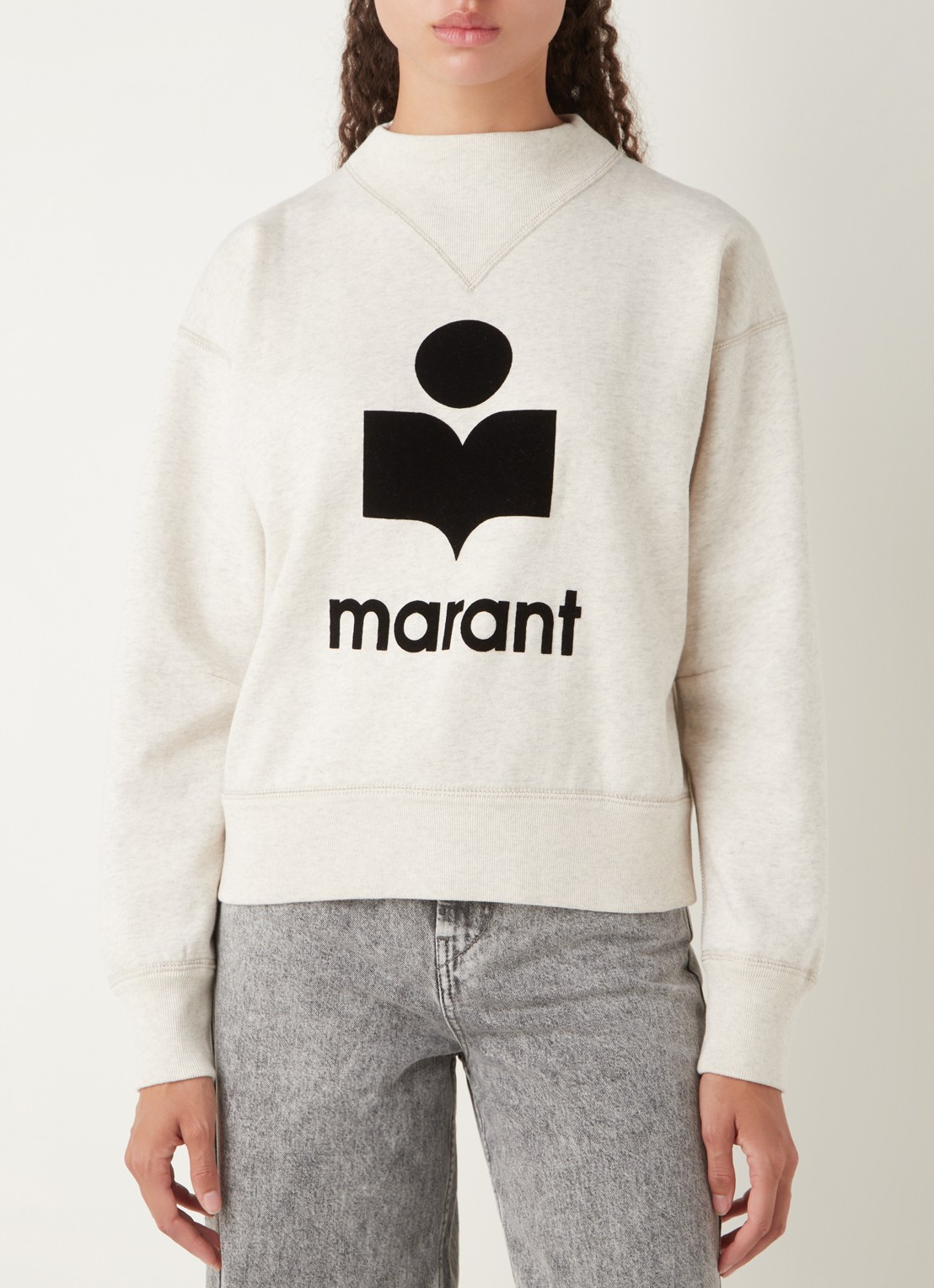 Isabel Marant Moby sweater met flock logoprint en opstaande kraag - detail gebroken wit