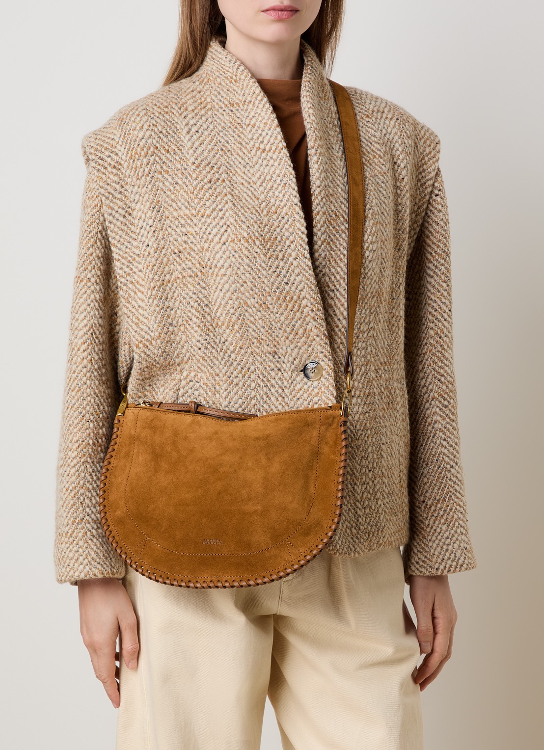 Isabel Marant Oskan Soft crossbodytas van kalfssuède - voorkant 4 cognac