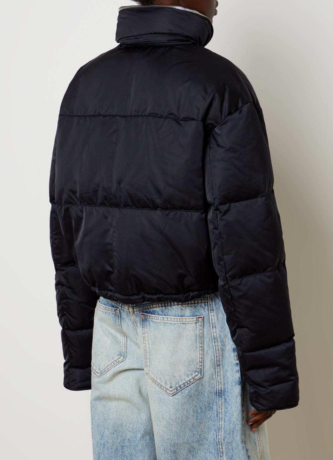 Isabel Marant Rilja puffer jack met donsvulling en opbergbare capuchon - achterkant zwart