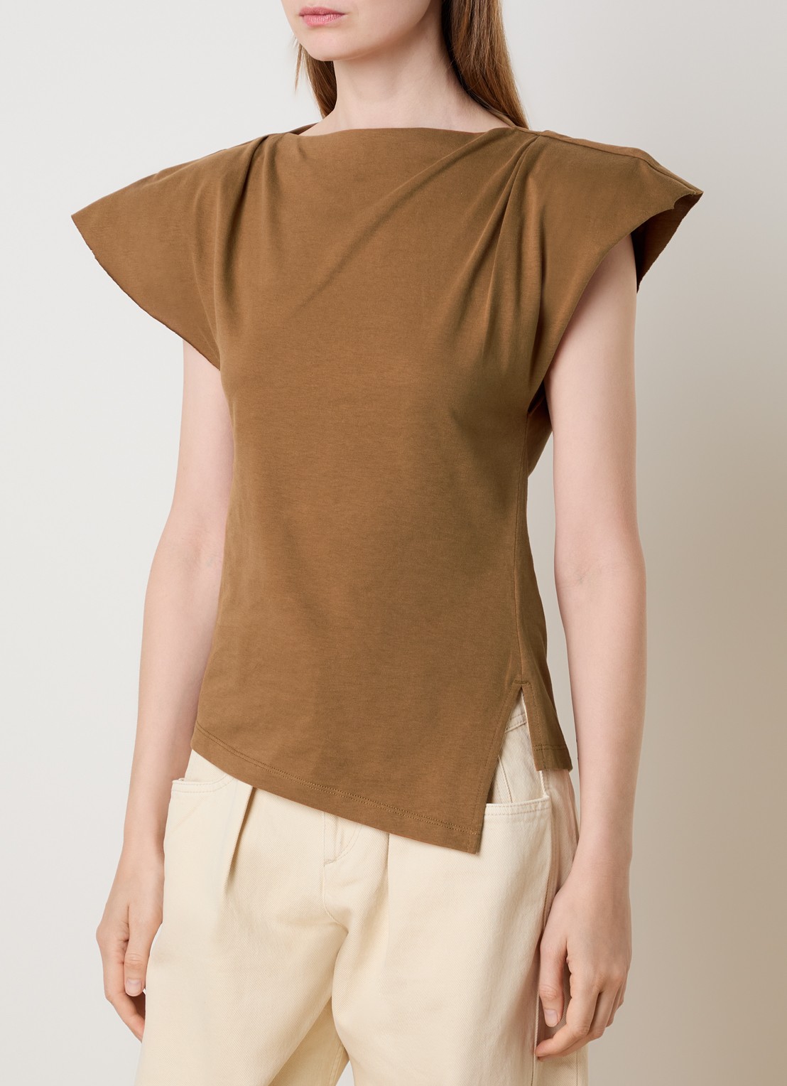 Isabel Marant Sebani top met schoudervulling en asymmetrische zoom - detail camel