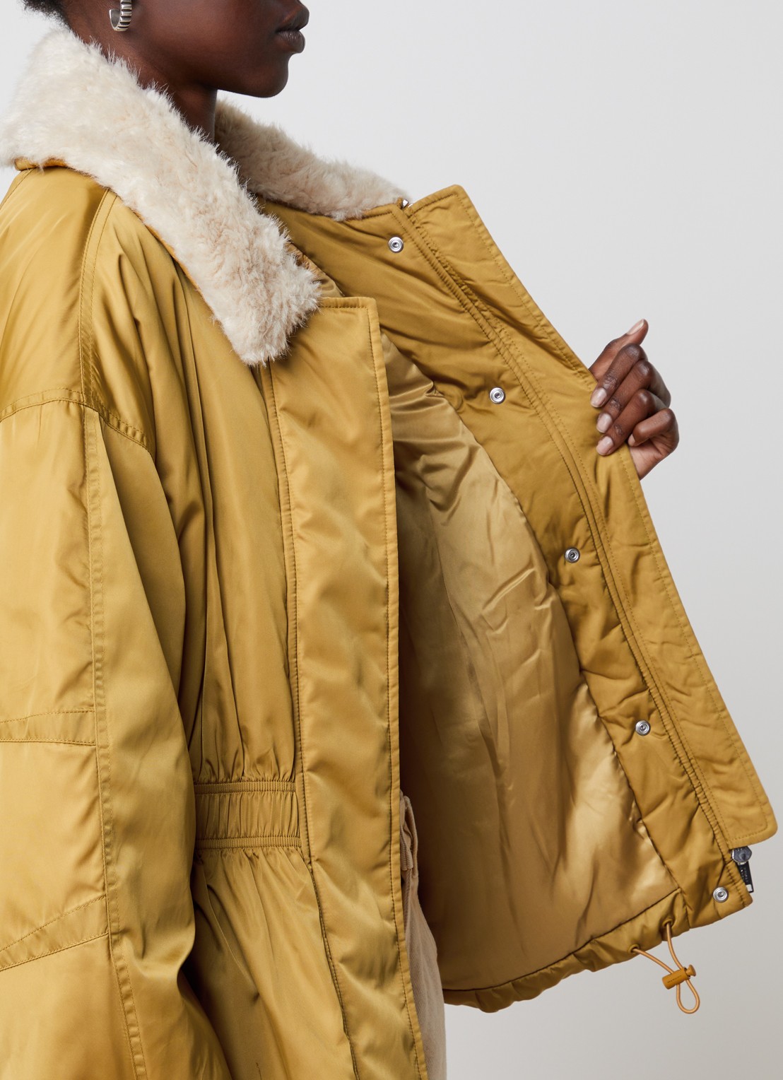 Isabel Marant Selja gewatteerd jack met kraag van imitatiebont - detail 4 okergeel