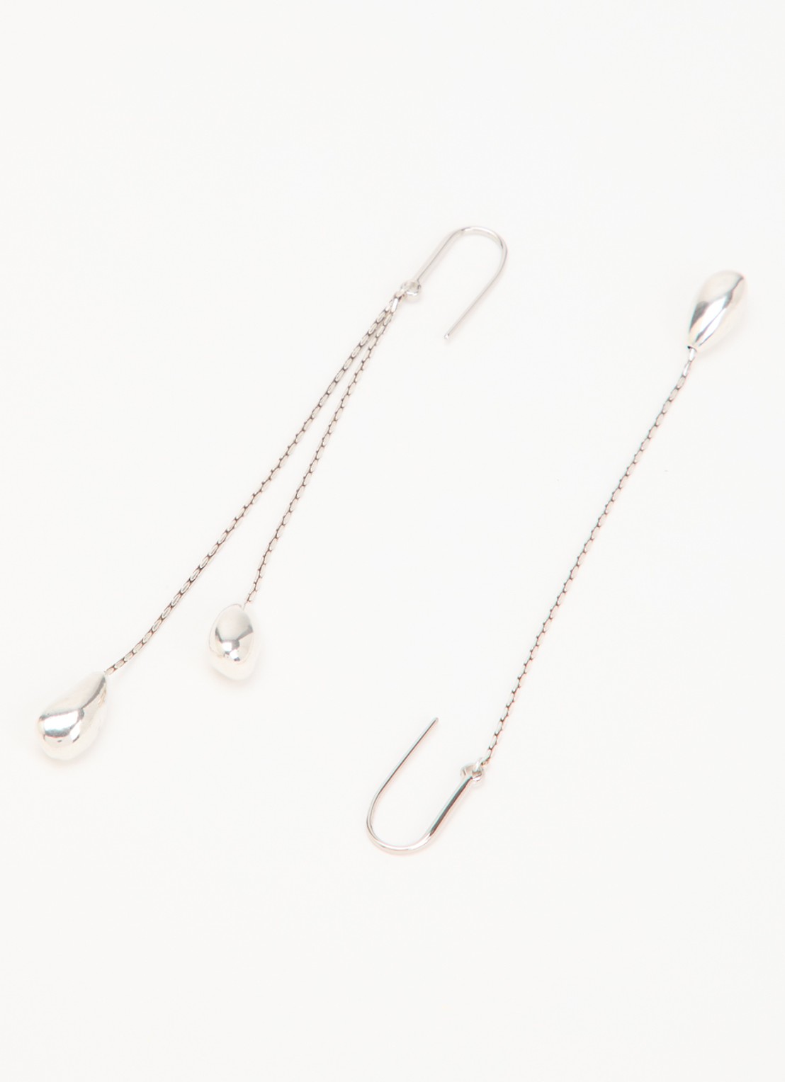 Isabel Marant Shiny Day oorhangers - detail zilver