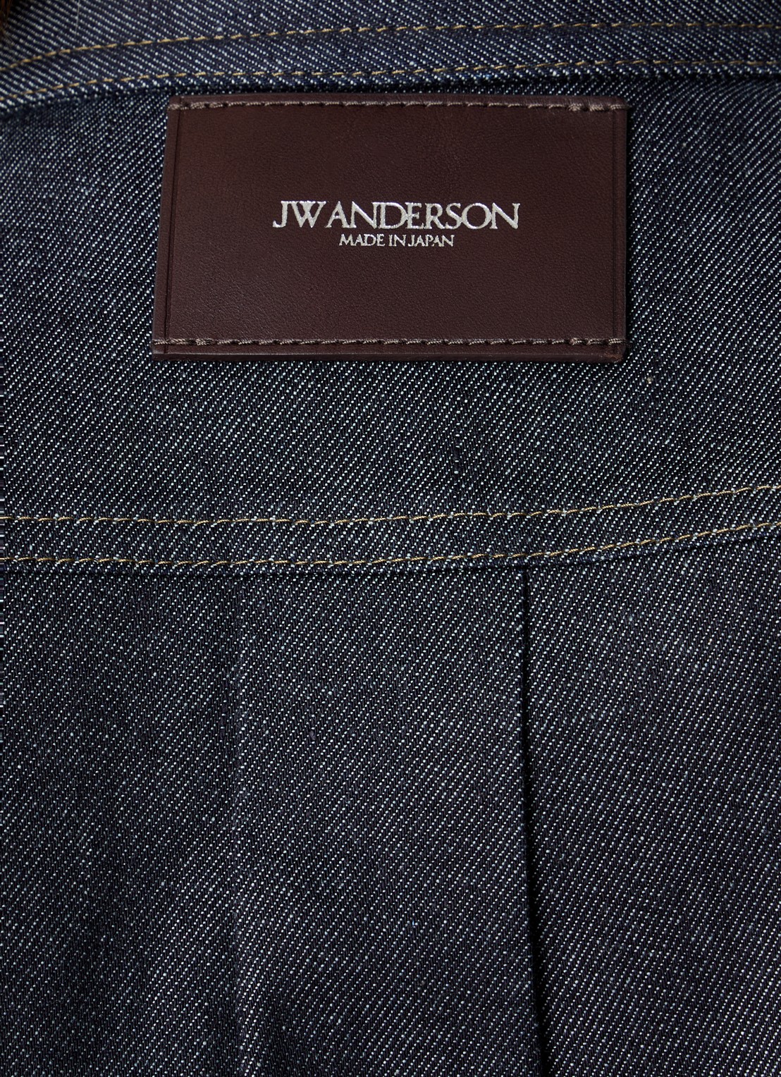 J.W. Anderson Cropped A-lijn blouse van denim met borstzak en donkere wassing - detail 3 indigo