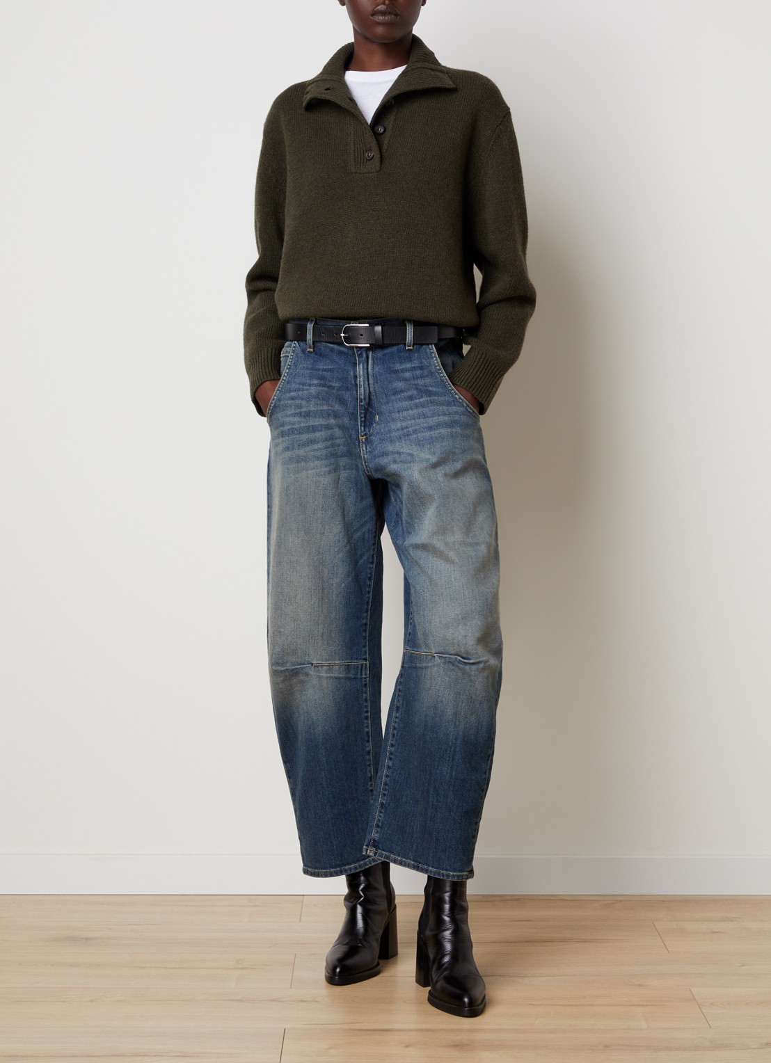 J.W. Anderson Emerson high waist balloon fit jeans met medium wassing - voorkant 2 indigo