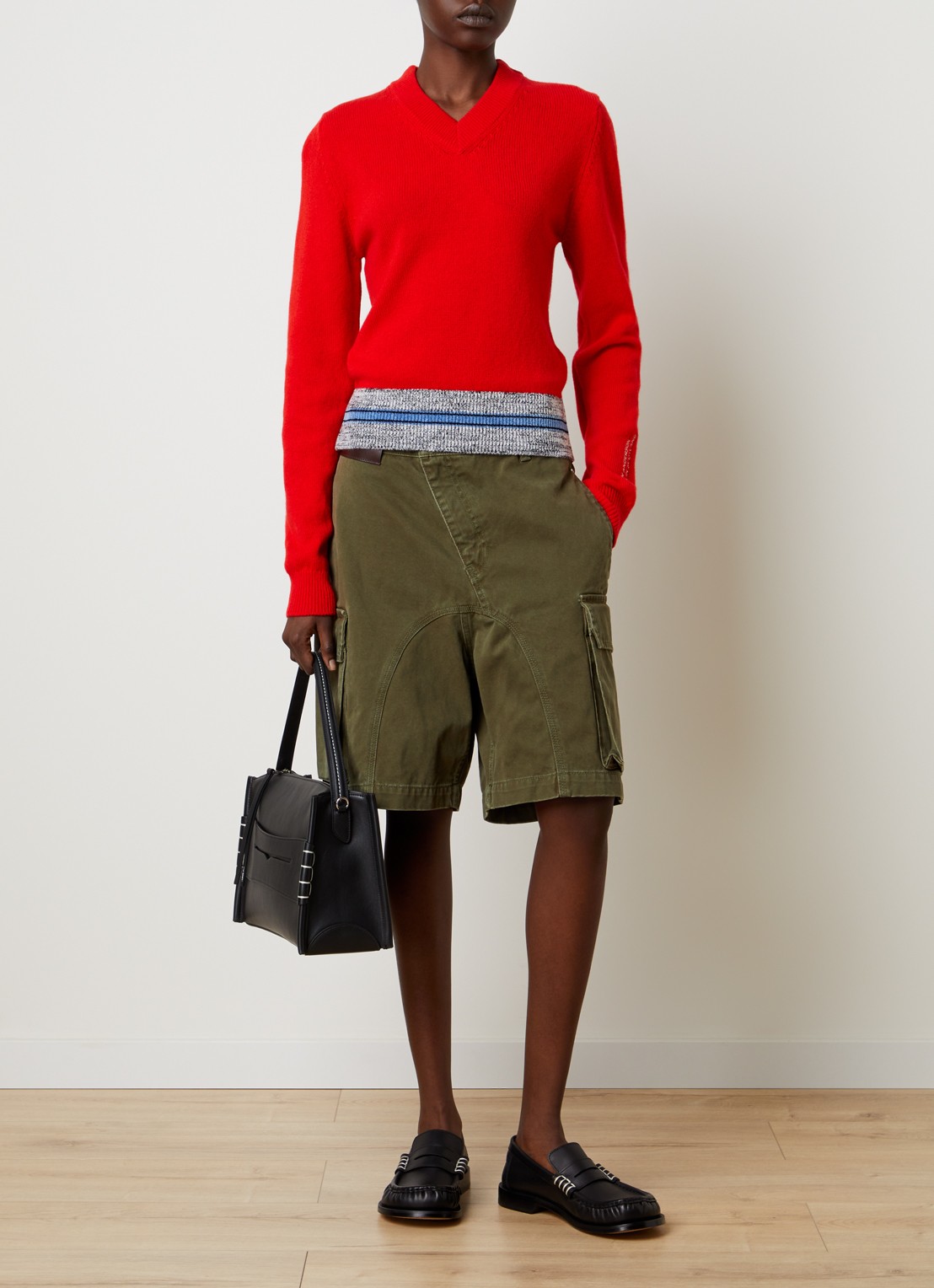 J.W. Anderson Fijngebreide pullover van wol met V-hals - voorkant 5 rood