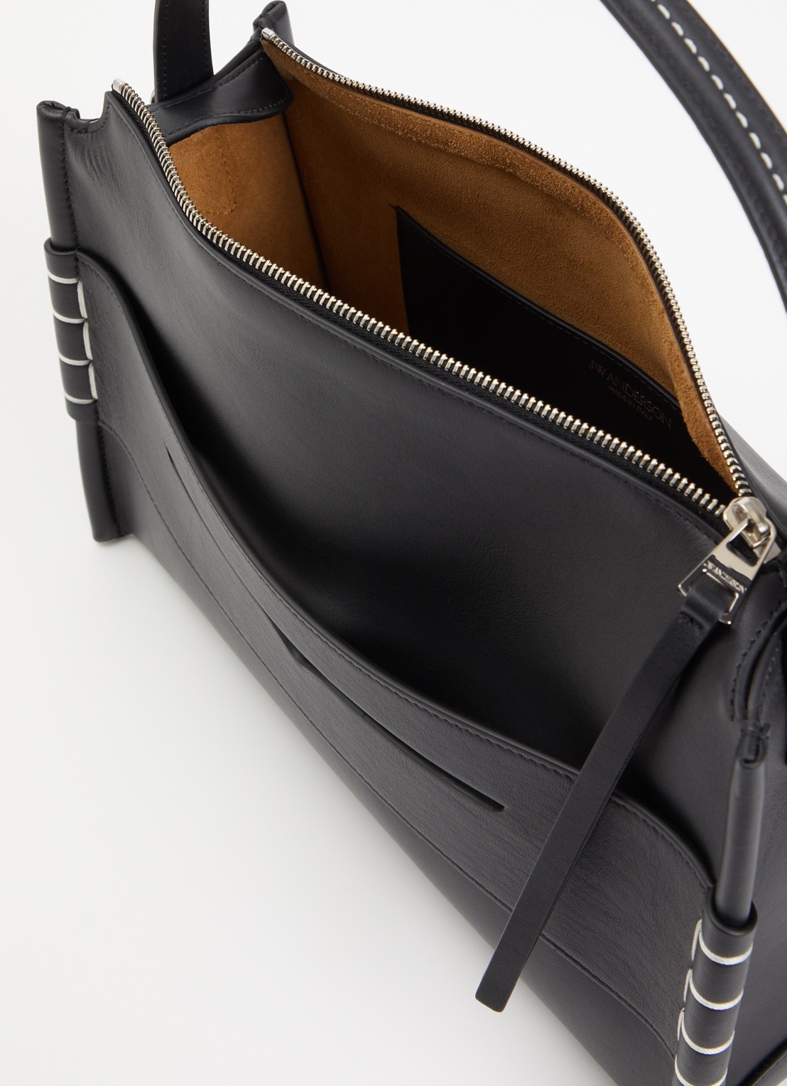 J.W. Anderson Loafer schoudertas van kalfsleer met afneembare schouderriem - detail zwart