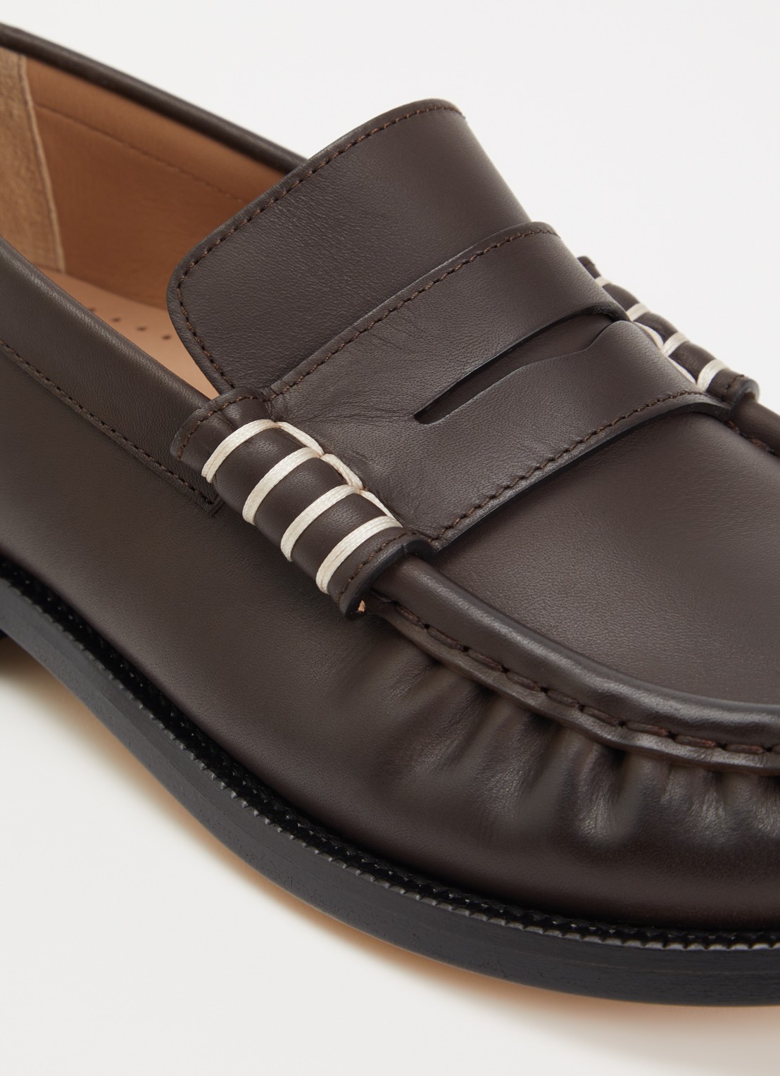 J.W. Anderson Loafer van kalfsleer - detail 4 chocoladebruin