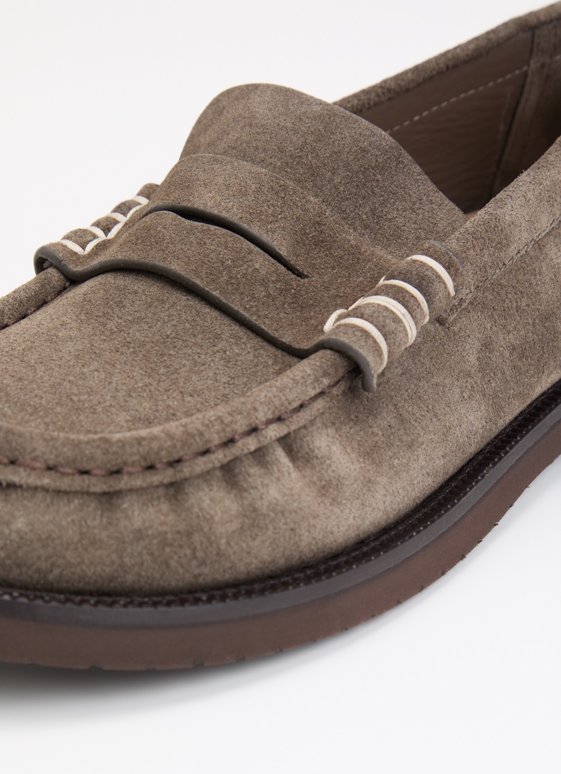 J.W. Anderson Loafer van suède - detail 4 taupe