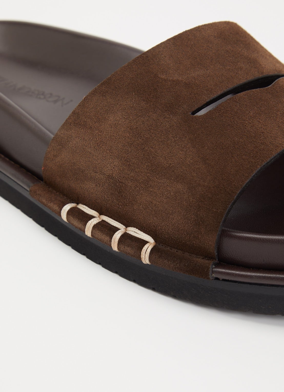 J.W. Anderson Slipper van suède - detail 4 bruin