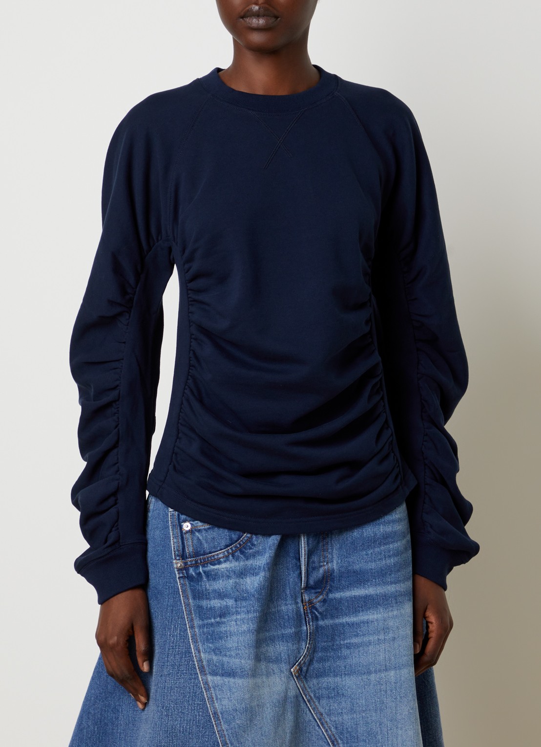 J.W. Anderson Sweater met ruches - detail 3 donkerblauw