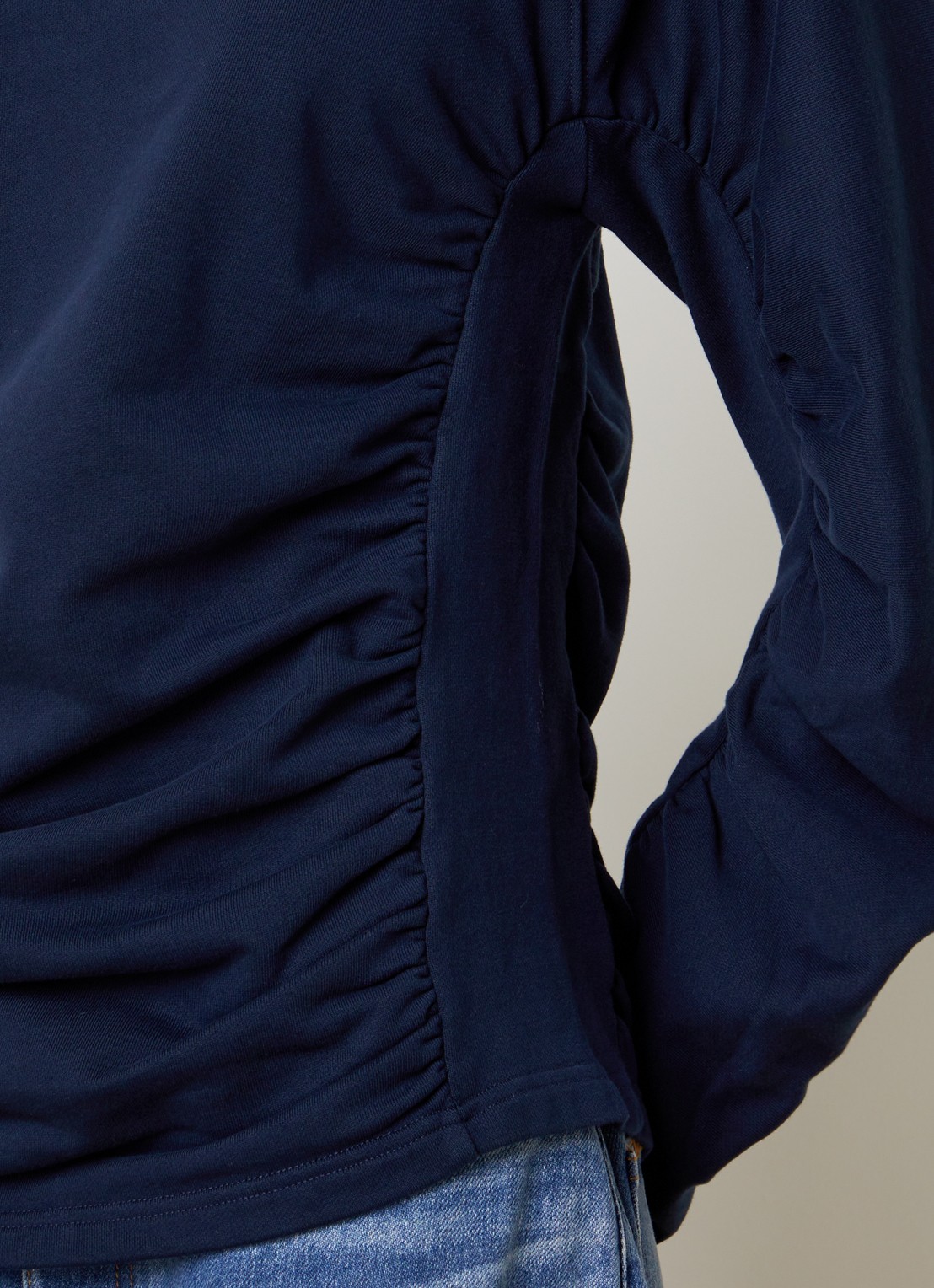J.W. Anderson Sweater met ruches - detail 4 donkerblauw