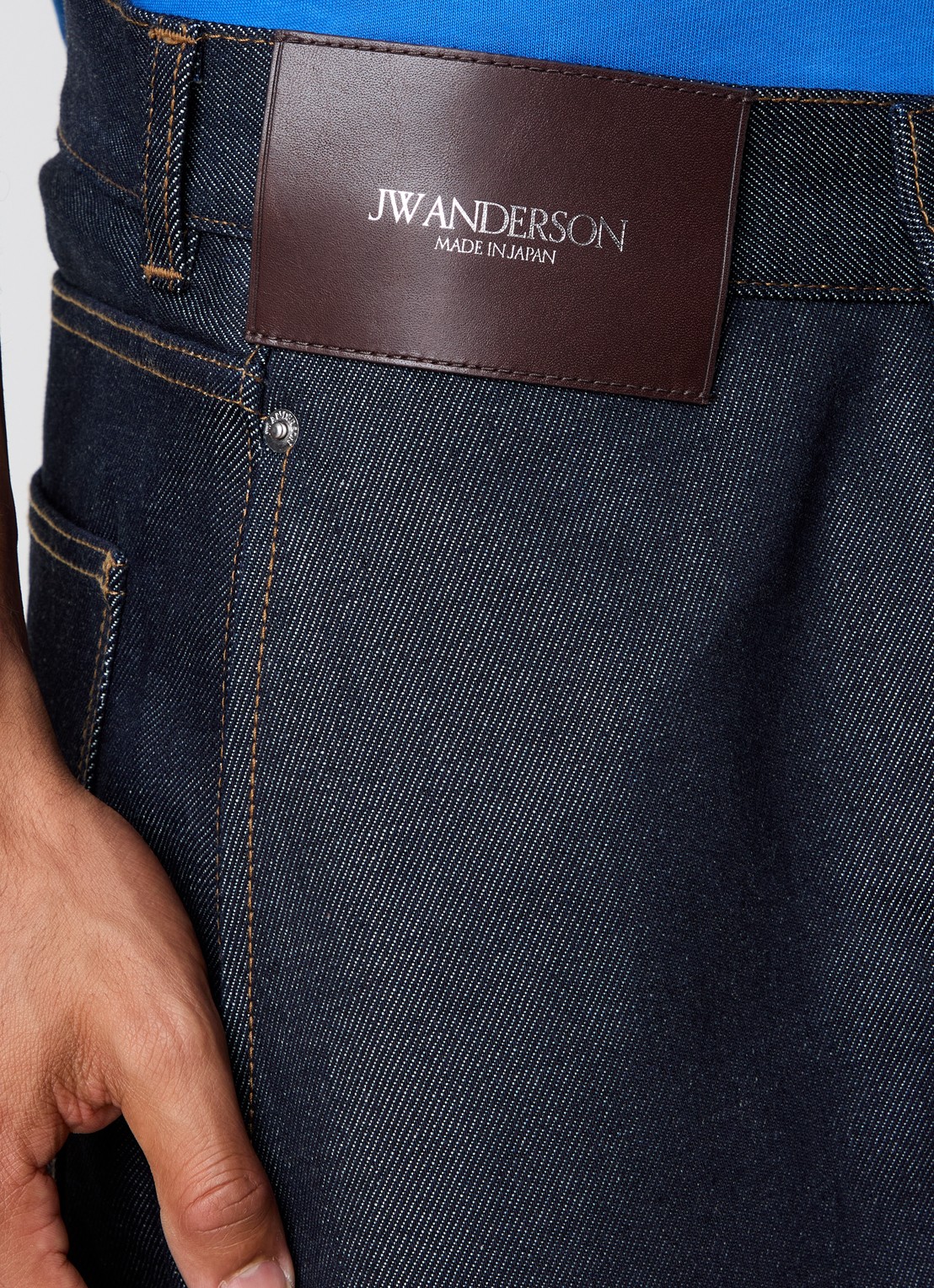 J.W. Anderson Wide leg jeans met donkere wassing - detail 3 indigo