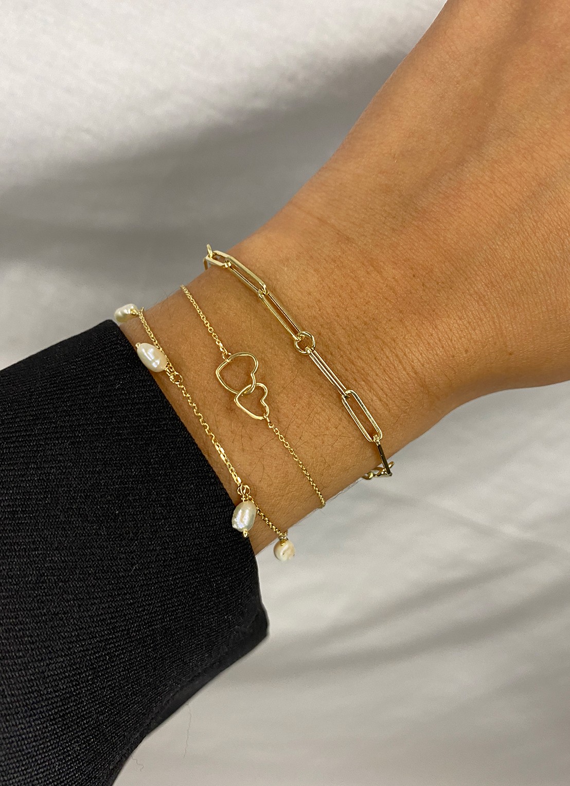 Jackie 14K Gold Double Heart armband van 14 karaat geelgoud - voorkant 2 geelgoud