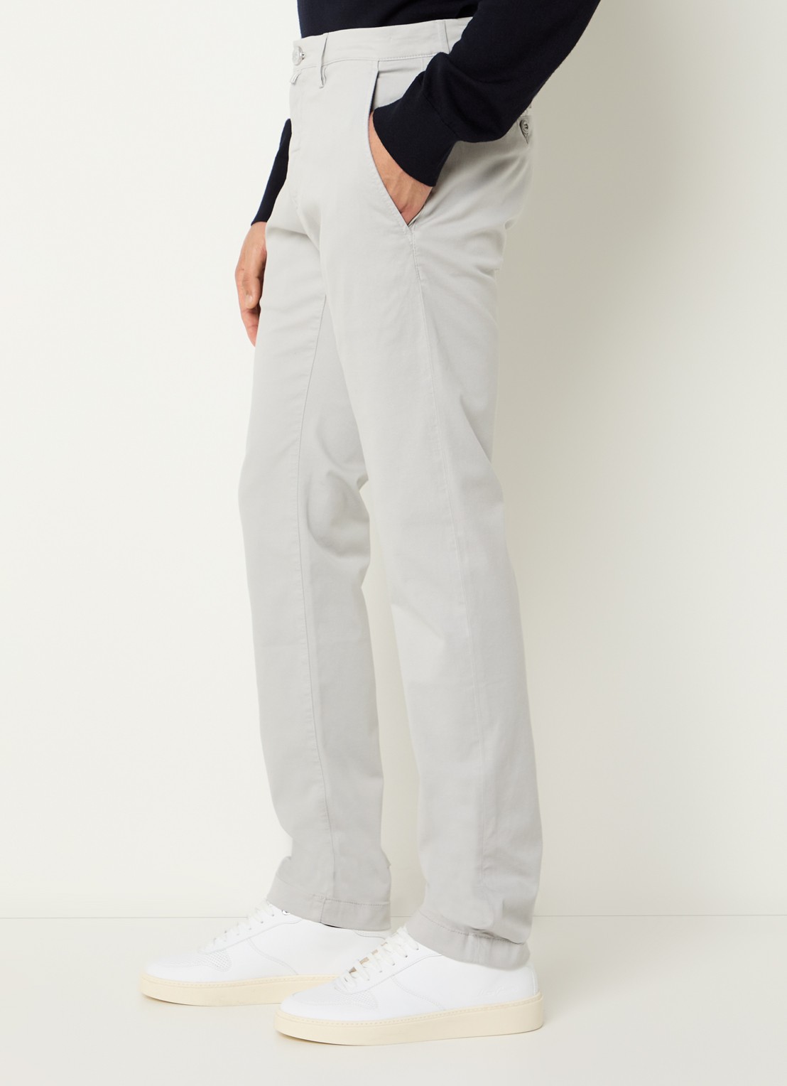 Jacob Cohën Bobby slim fit chino met steekzakken - detail 2 lichtgrijs