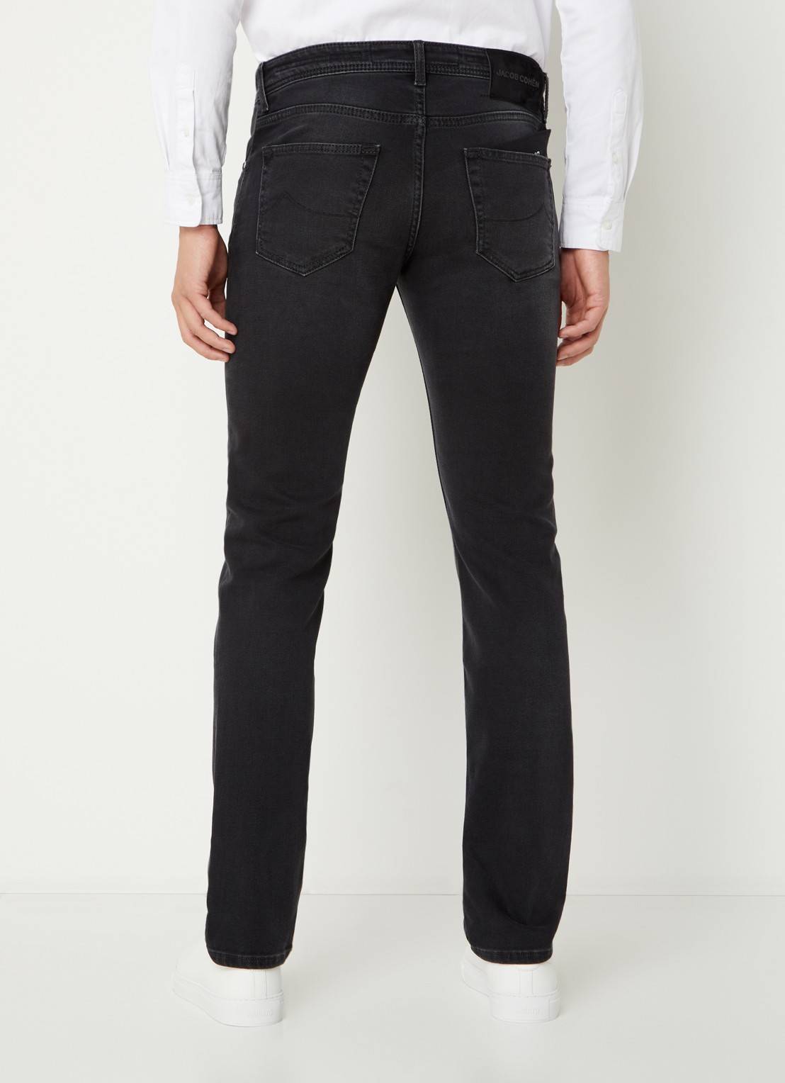 Jacob Cohën Nick slim fit jeans met gekleurde wassing  - achterkant 5 zwart