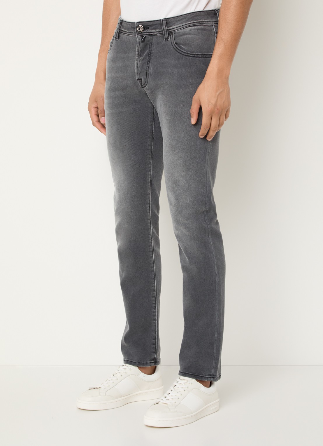 Jacob Cohën Nick slim fit jeans met gekleurde wassing - detail 4 donkergrijs