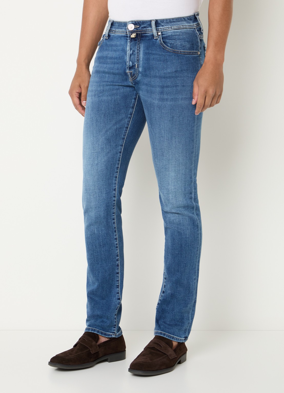 Jacob Cohën Nick slim fit jeans met medium wassing - detail 4 blauw