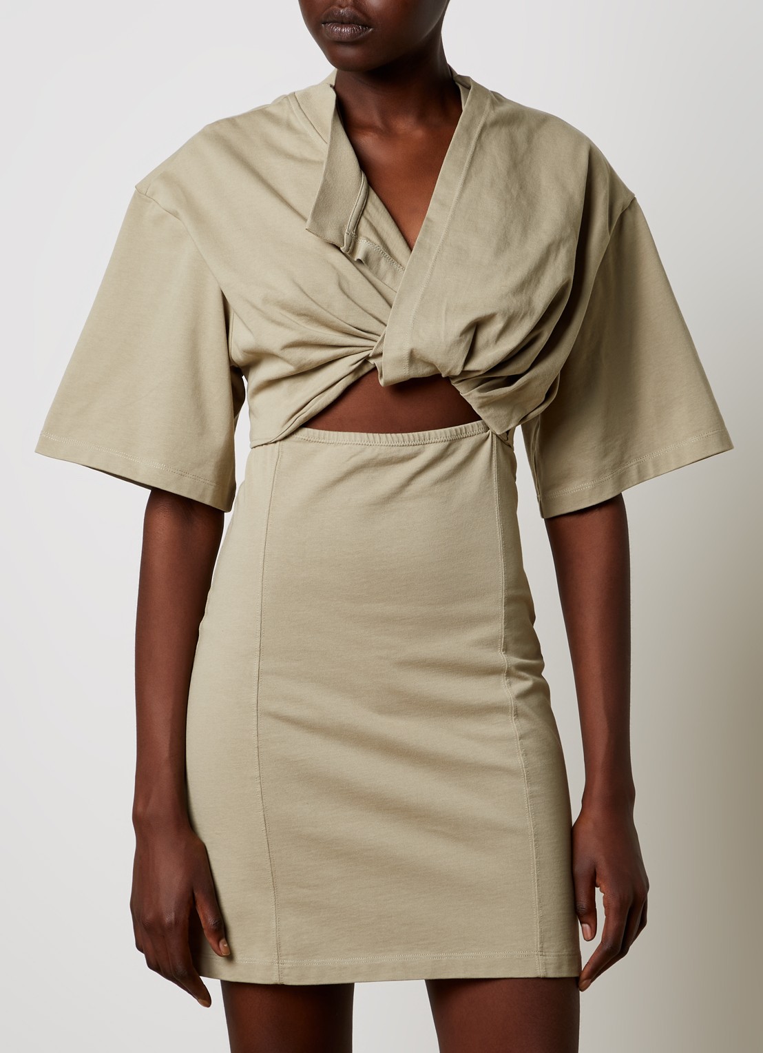 Jacquemus Bahia mini jurk met geknoopt detail - detail khaki