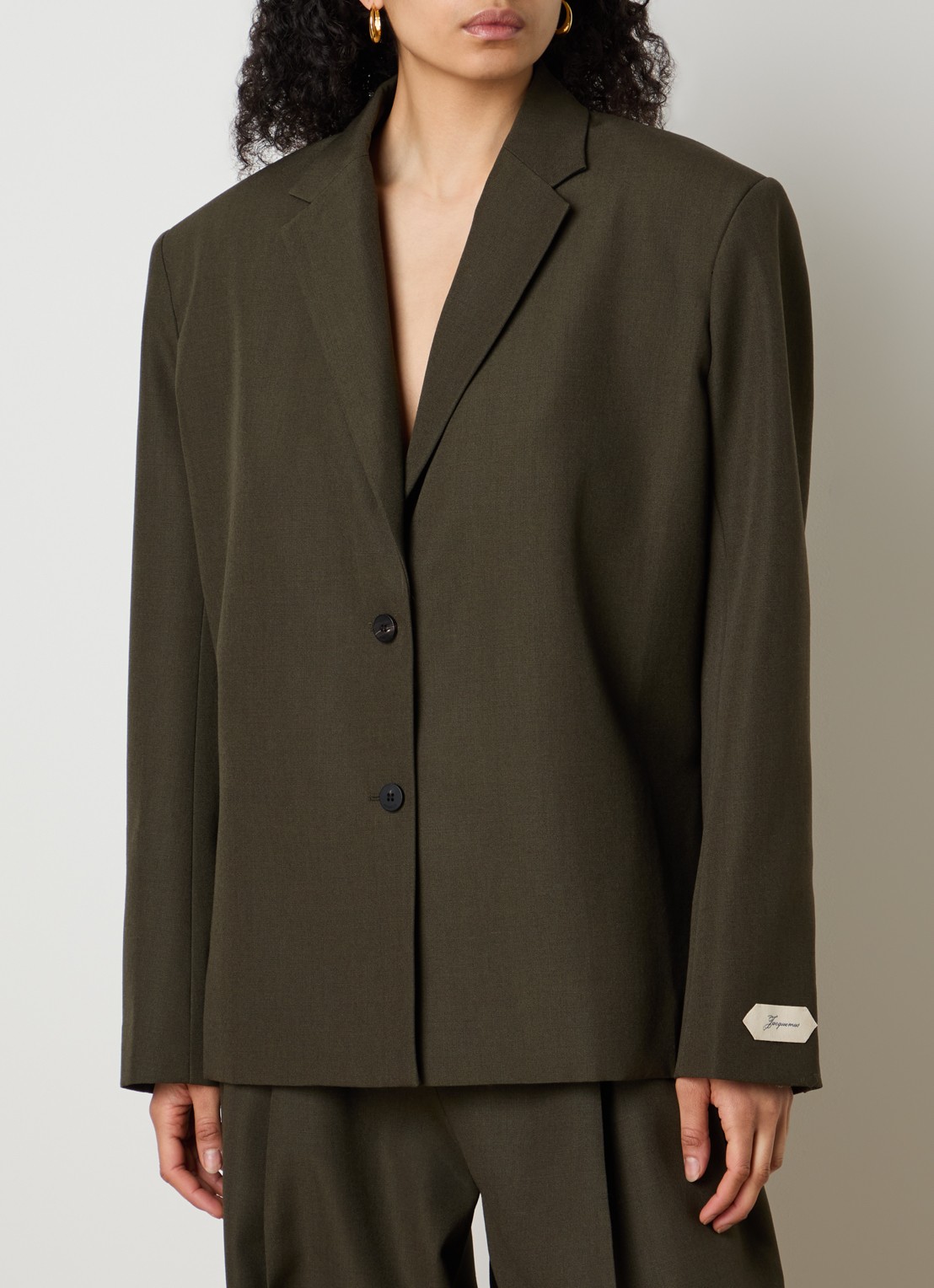 Jacquemus Blazer van wol met schoudervulling - detail 2 khaki