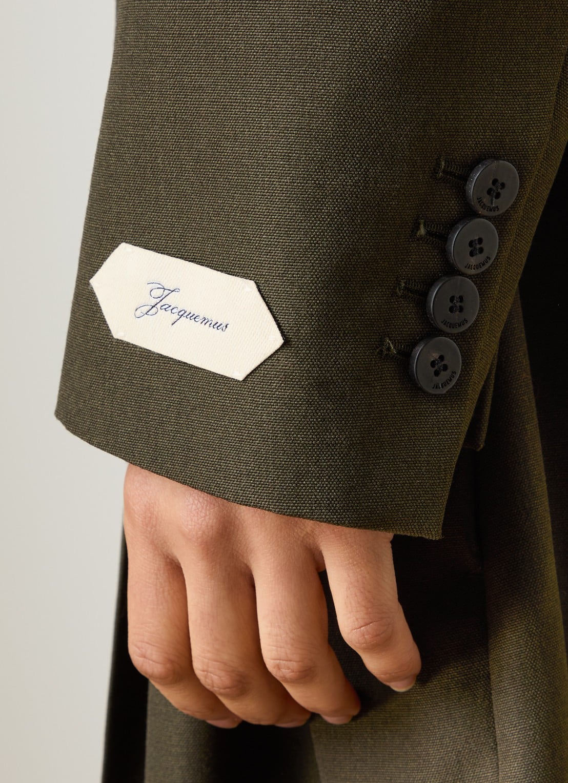 Jacquemus Blazer van wol met schoudervulling - detail 4 khaki