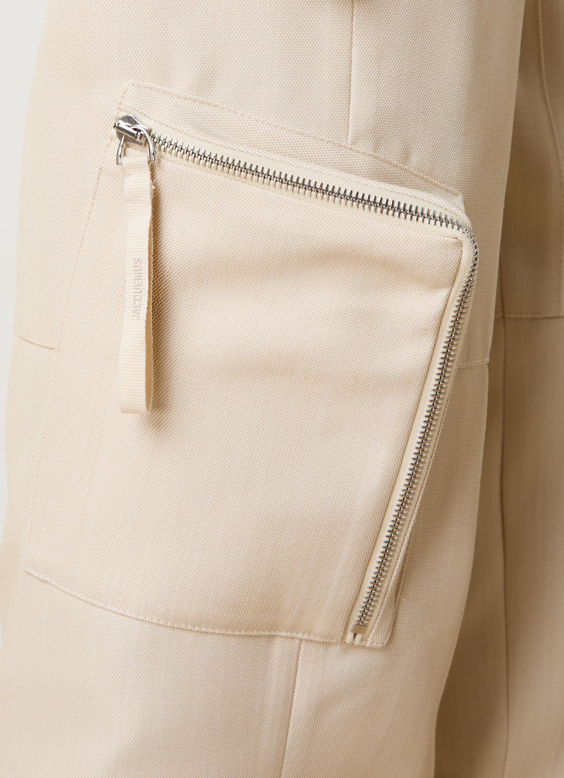Jacquemus High waist straight fit cargobroek in wolblend - detail 5 beige