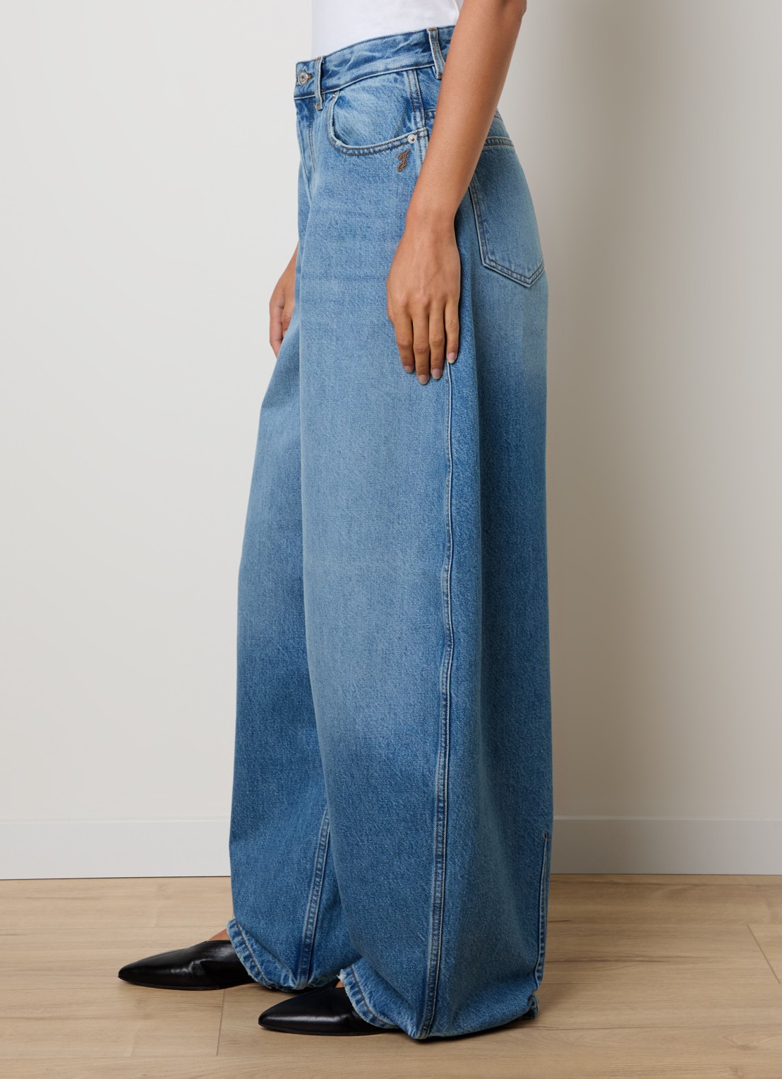 Jacquemus High waist wide fit jeans met medium wassing - detail 5 indigo