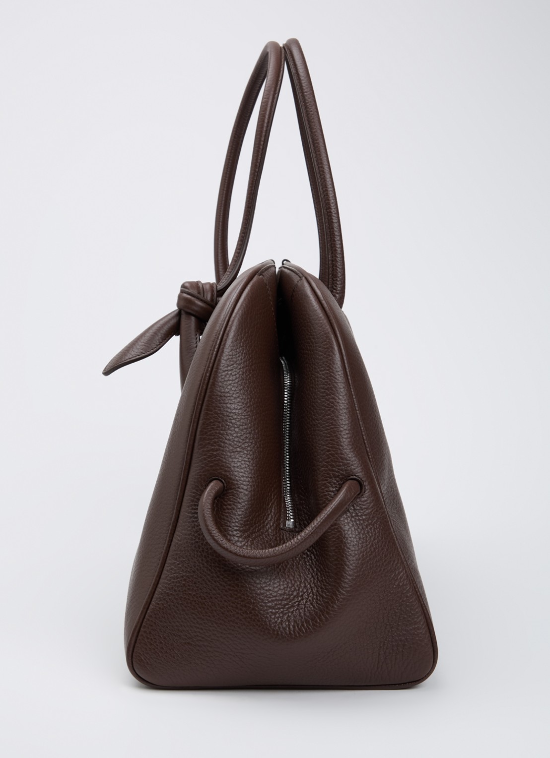 Jacquemus Le Grand Turismo schoudertas van kalfsleer - detail 2 donkerbruin