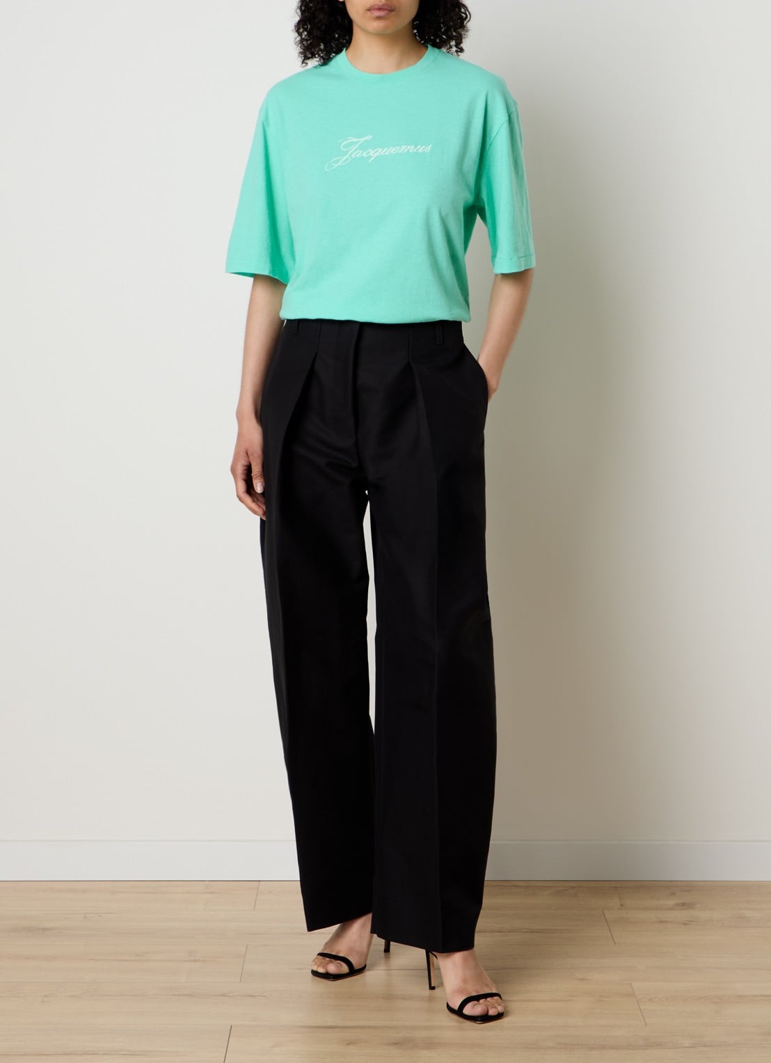 Jacquemus Le T-shirt met logoprint - voorkant 5 mint