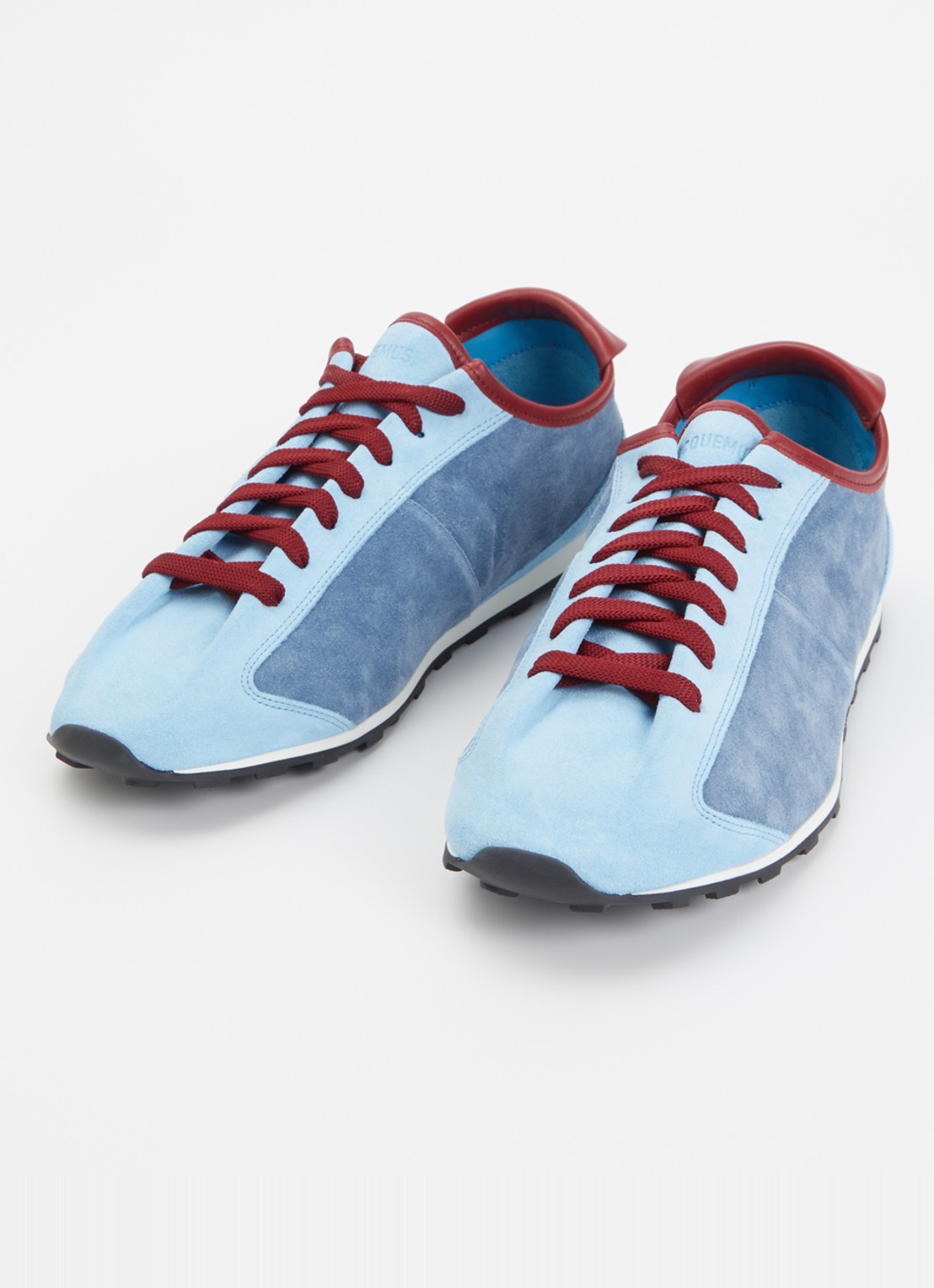 Jacquemus Le Tennis sneaker van suède met details van leer  - detail blauw