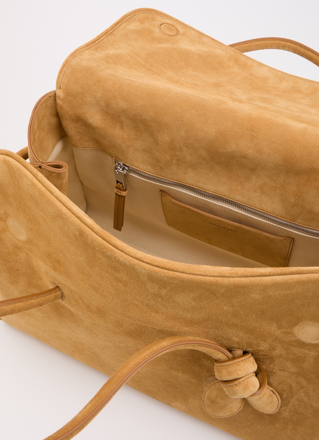 Jacquemus Le turismo shopper van kalfssuède met afneembare schouderriem - detail 3 camel