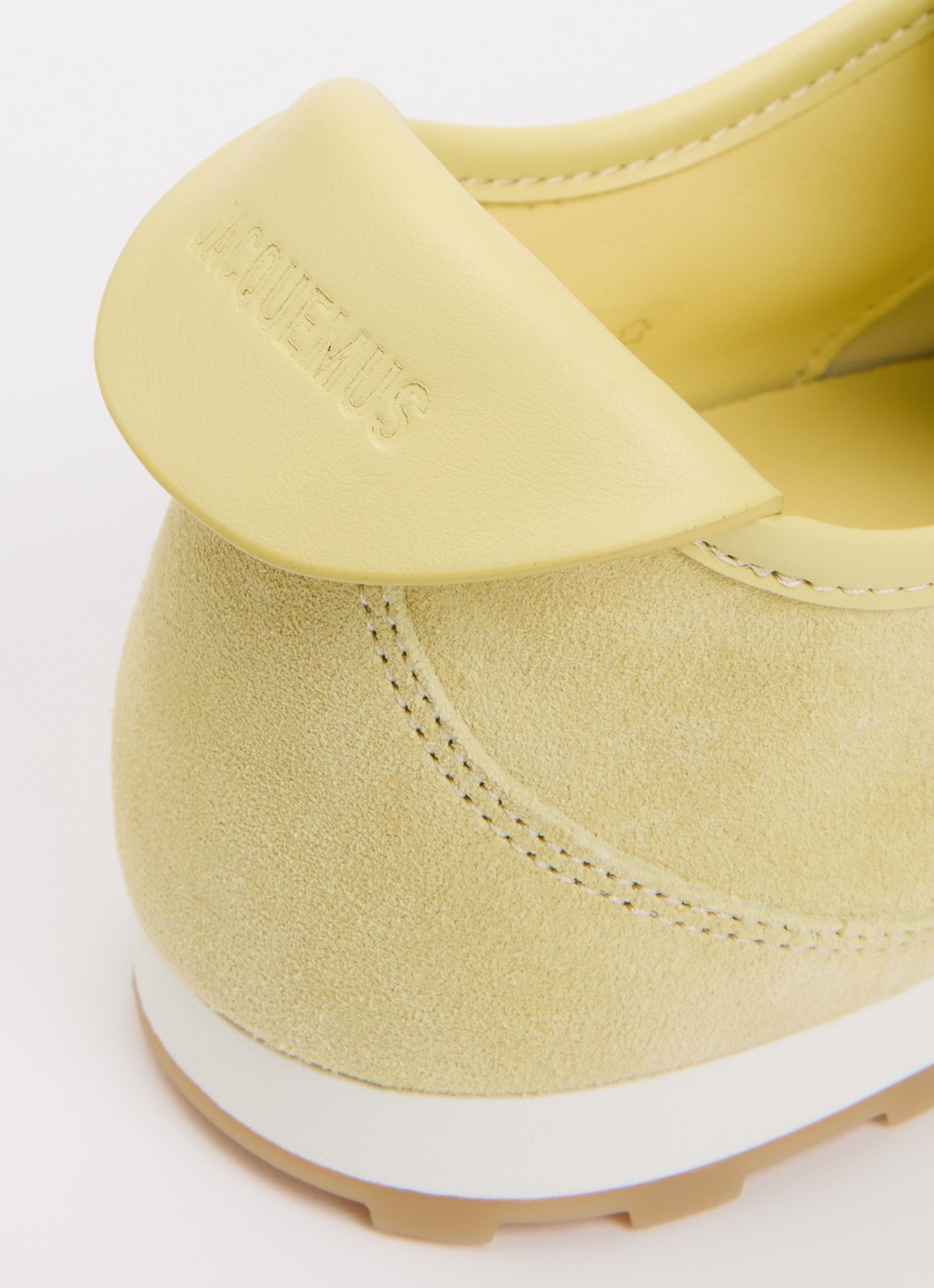 Jacquemus Les Tennis sneaker van kalfssuède - detail 4 lichtgeel