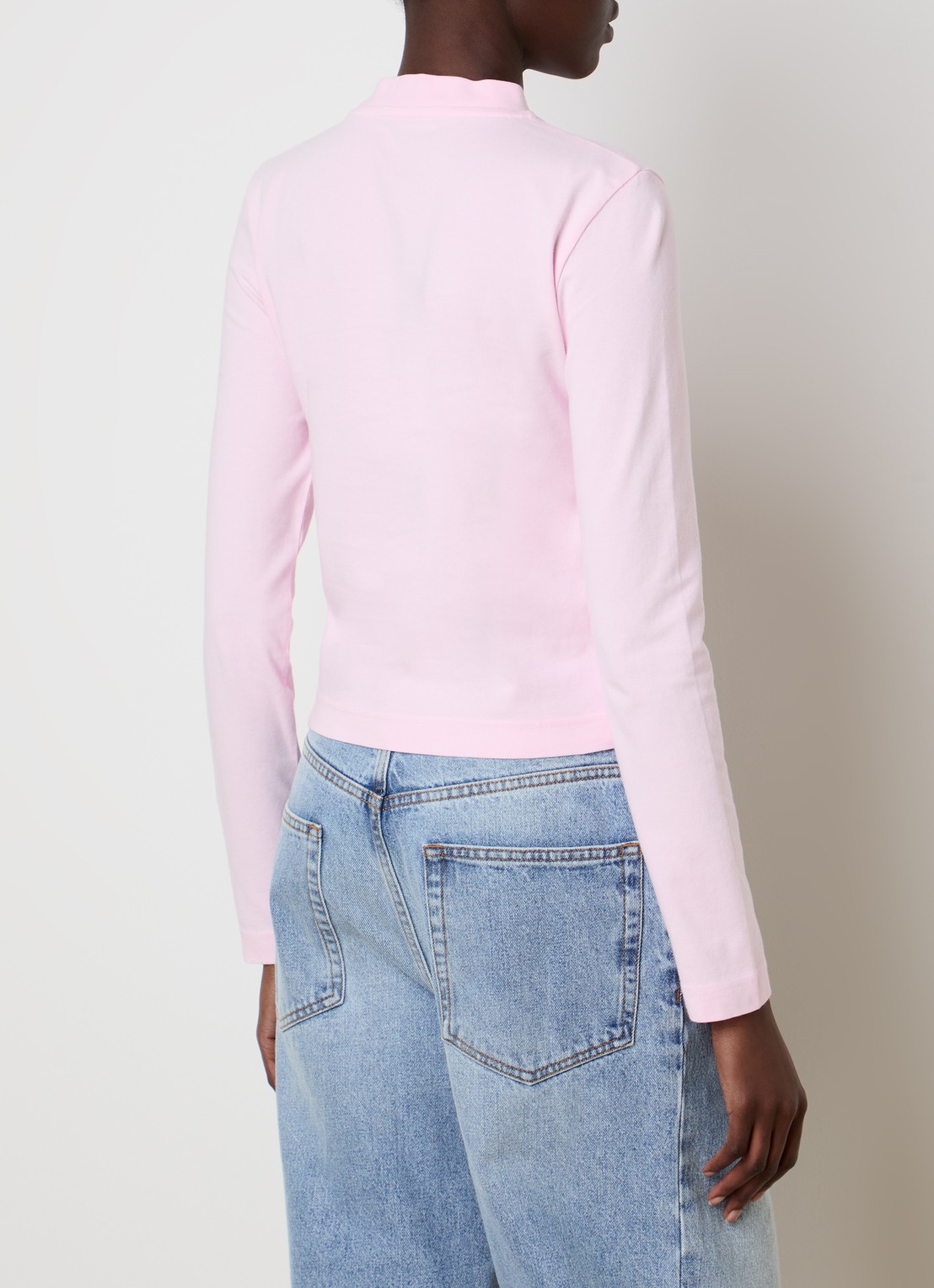 Jacquemus Longsleeve met logo - achterkant 5 roze