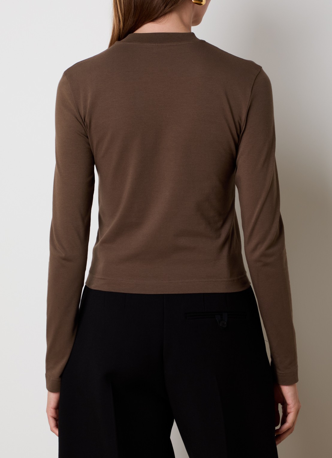 Jacquemus Longsleeve met logo - achterkant 5 donkerbruin