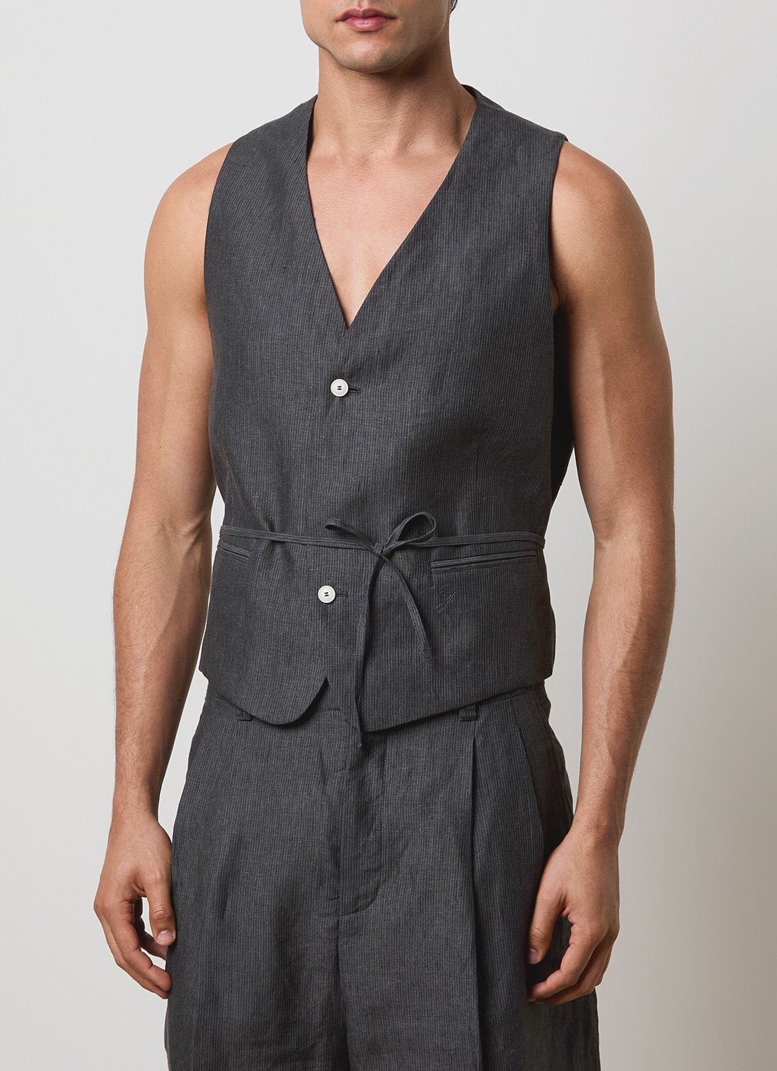 Jacquemus Paysan gilet met strikdetail - detail 2 donkergrijs
