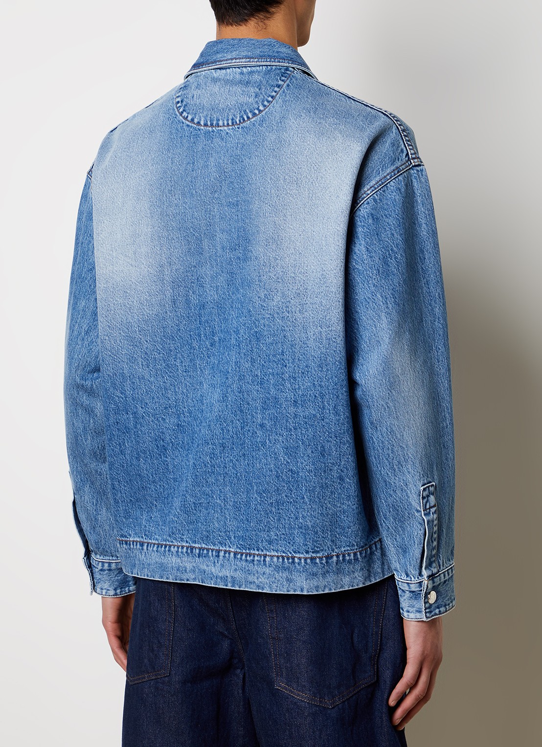 Jacquemus Regular fit overshirt van denim met logo - achterkant 3 indigo