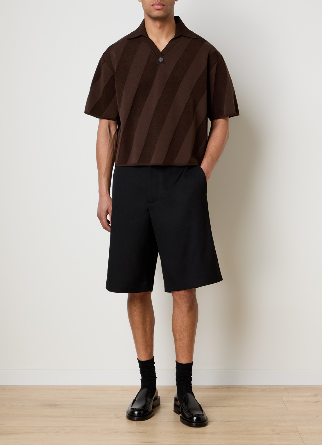Jacquemus Regular fit polo met streepprint - voorkant 3 donkerbruin
